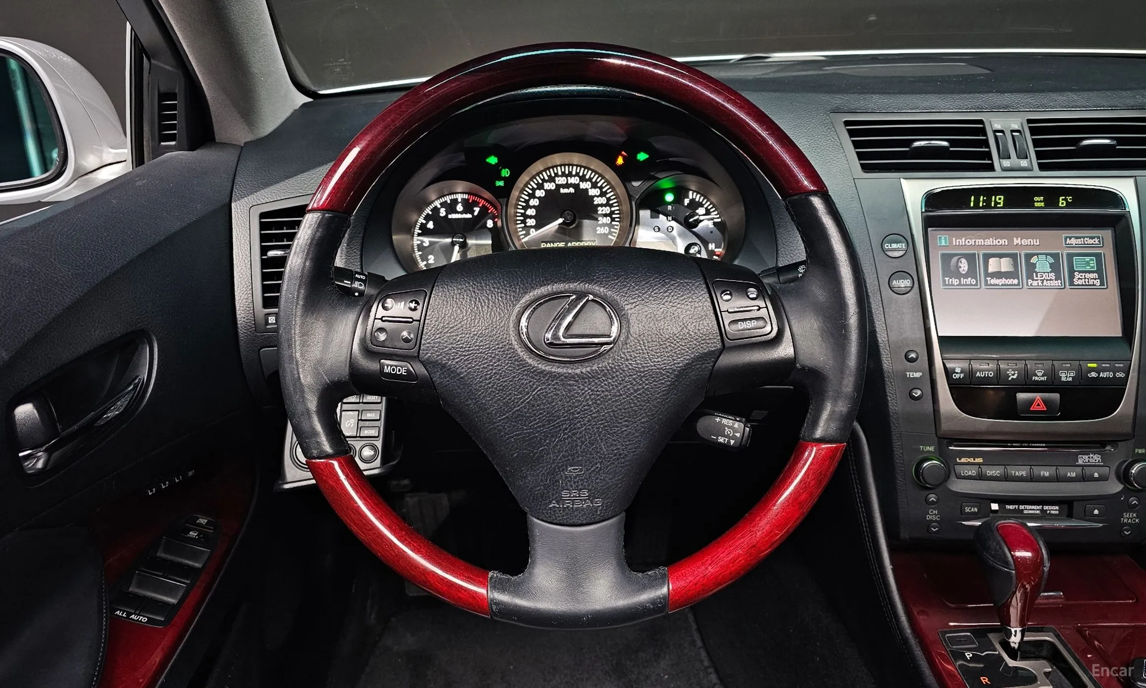 Lexus GS300 превью 13