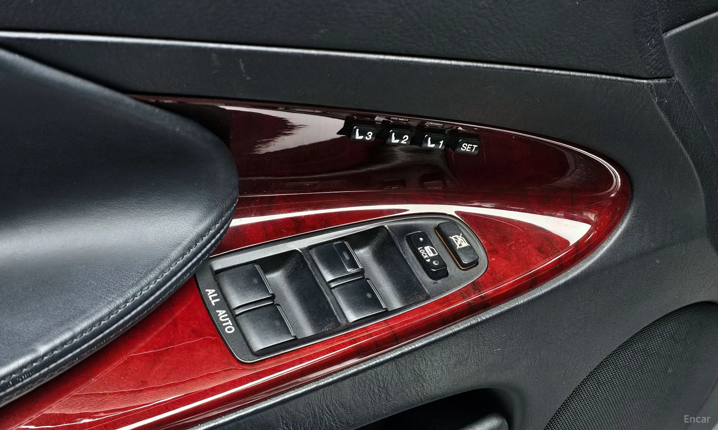 Lexus GS300 превью 18