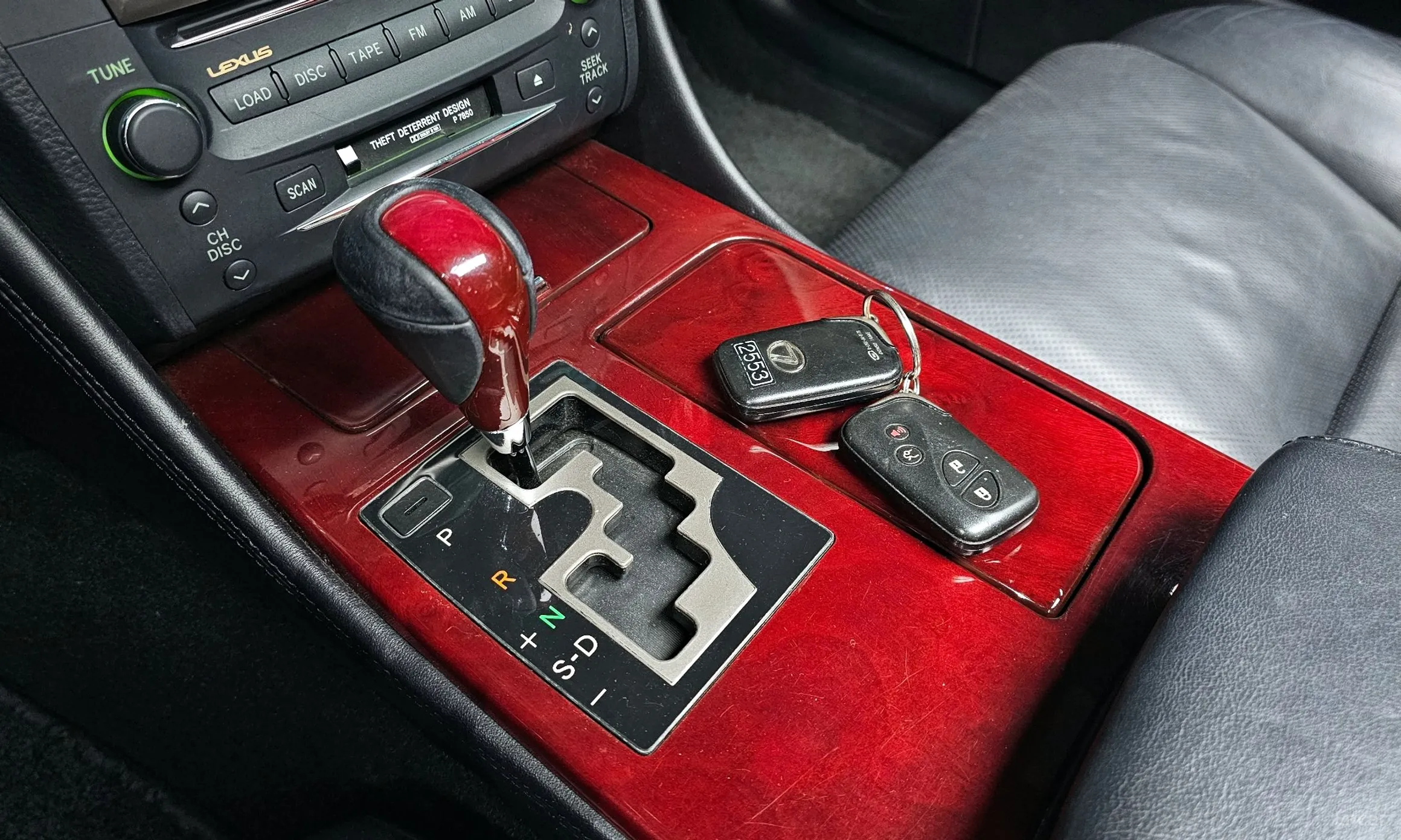 Lexus GS300 превью 9