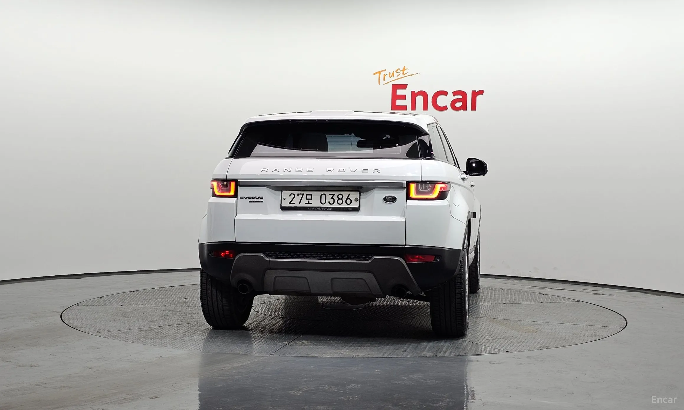 Land Rover Range Rover Evoque превью 3
