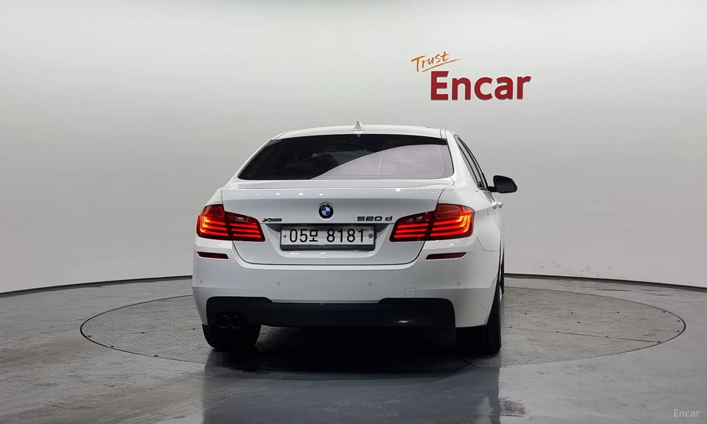 BMW 5 Series (F10) превью 3
