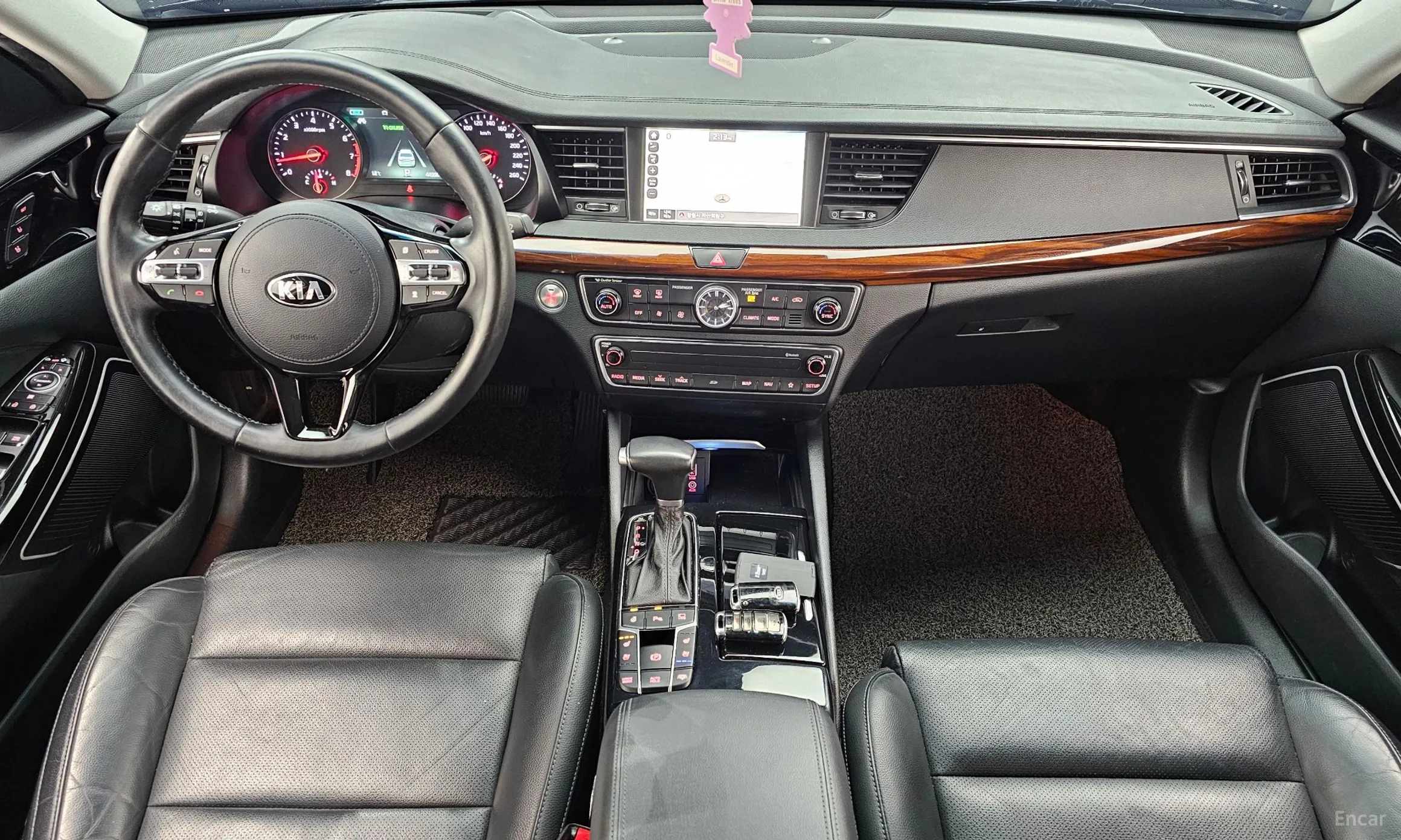 Kia K7 превью 4