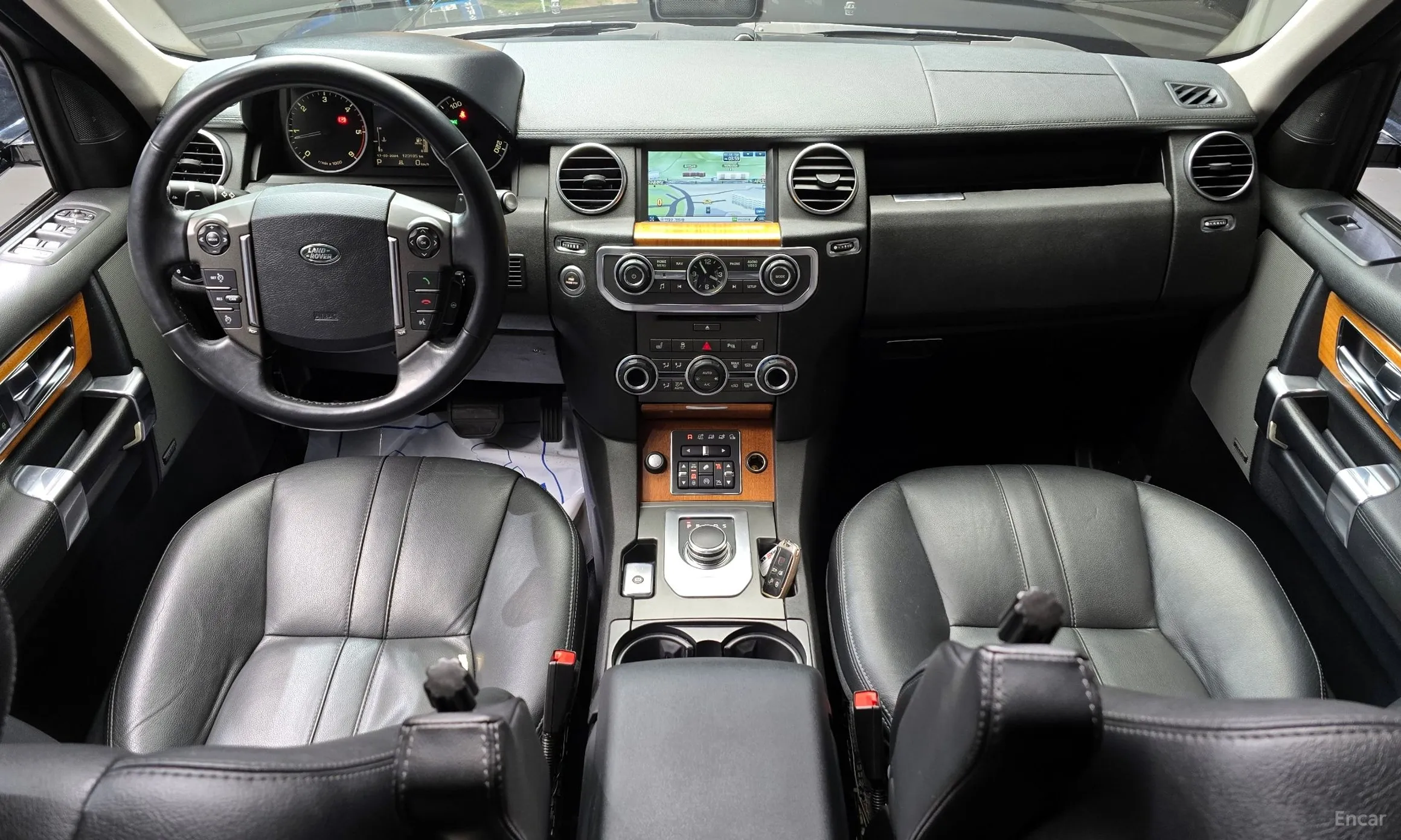 Land Rover Discovery 4 превью 4