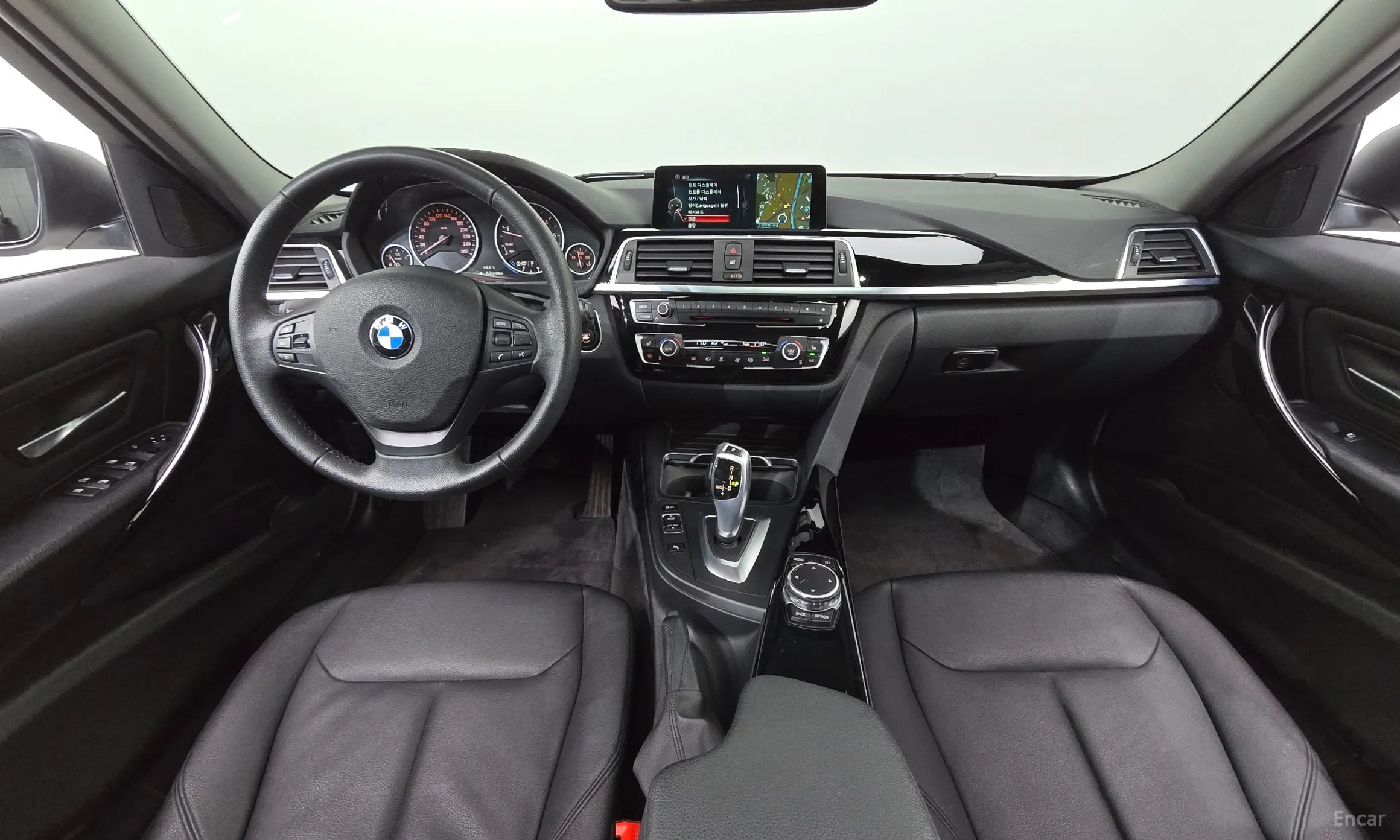 BMW 3 Series (F30) превью 4