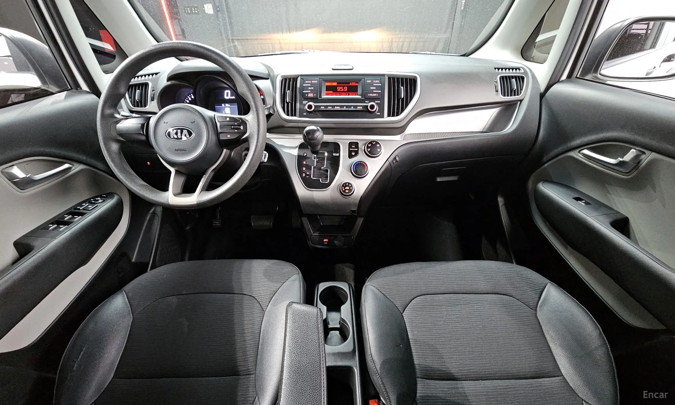 Kia Ray превью 4