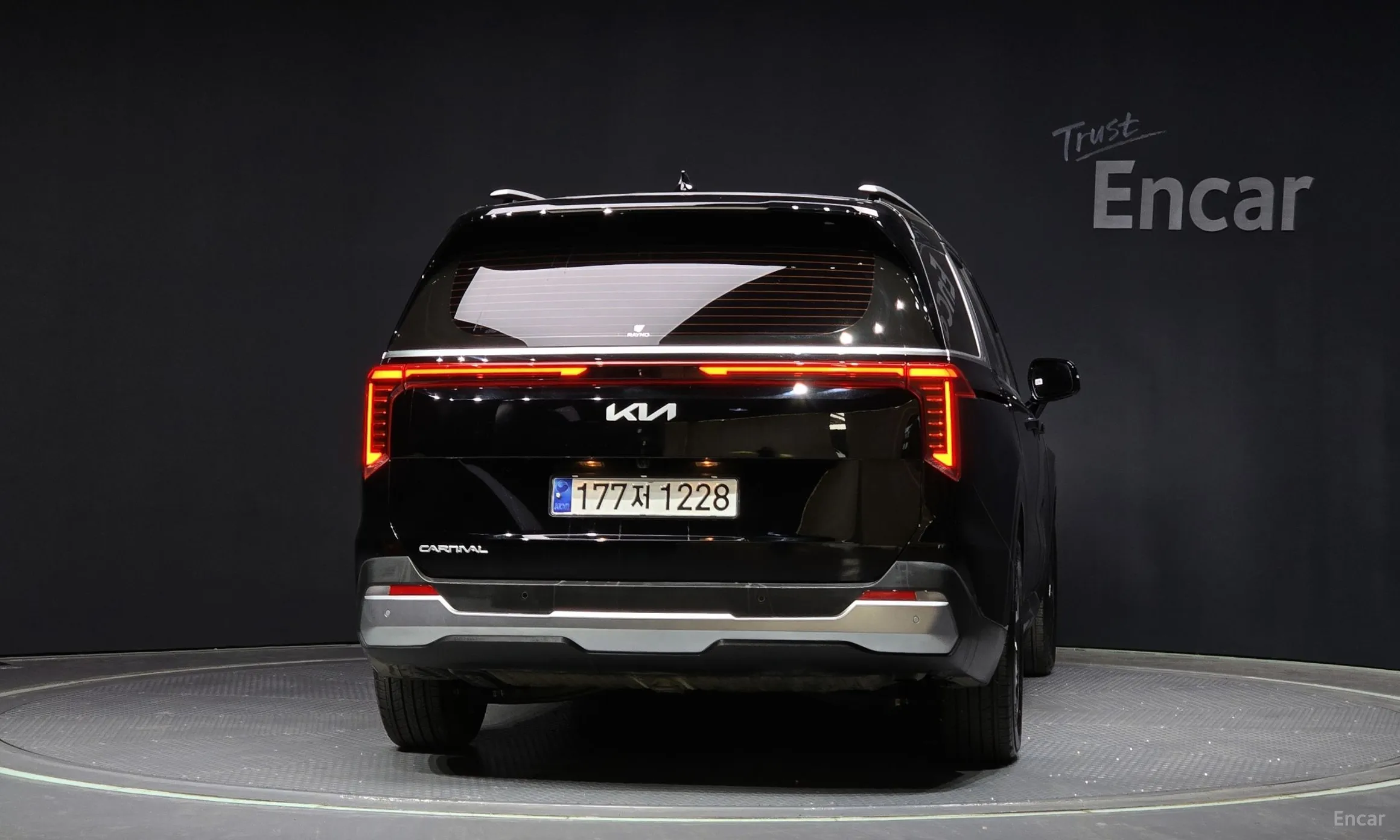 Kia Carnival 4th Generation превью 3