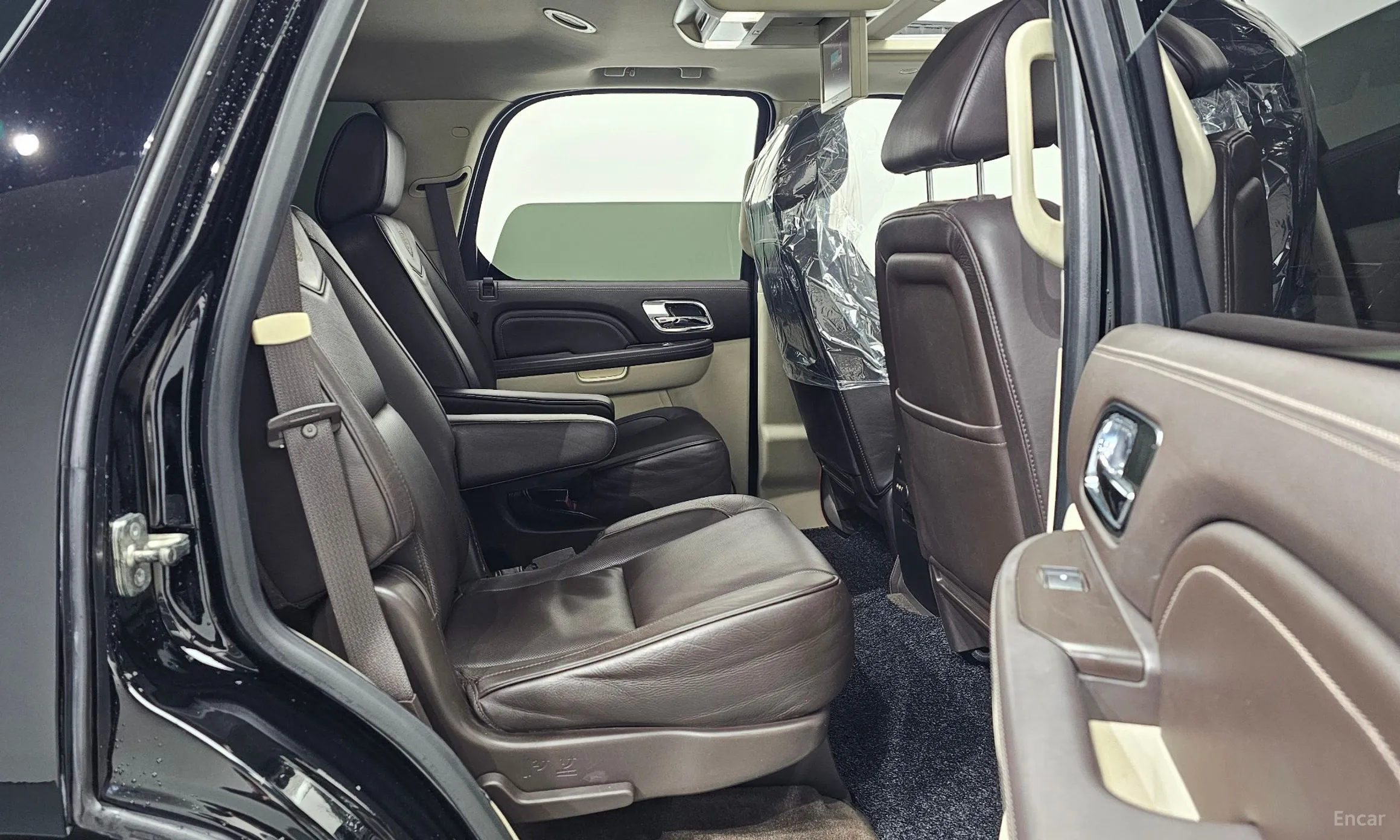Cadillac Escalade превью 12