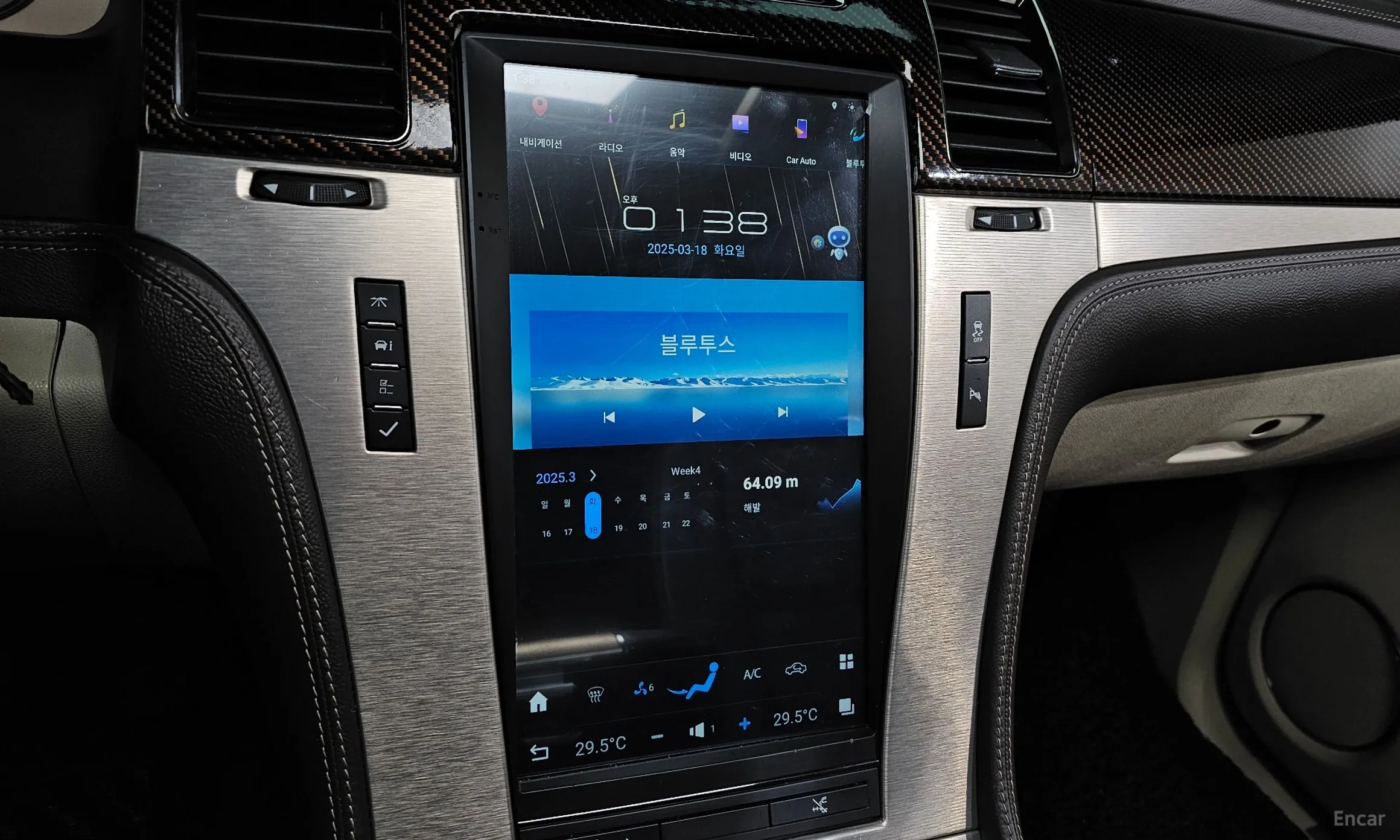 Cadillac Escalade превью 16
