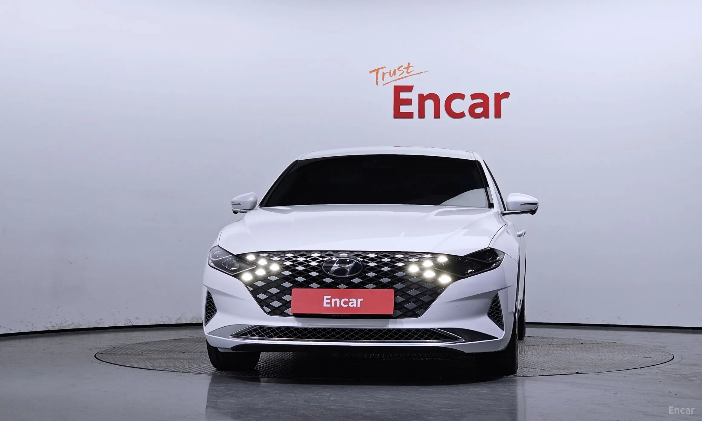 Hyundai Grandeur IG превью 2