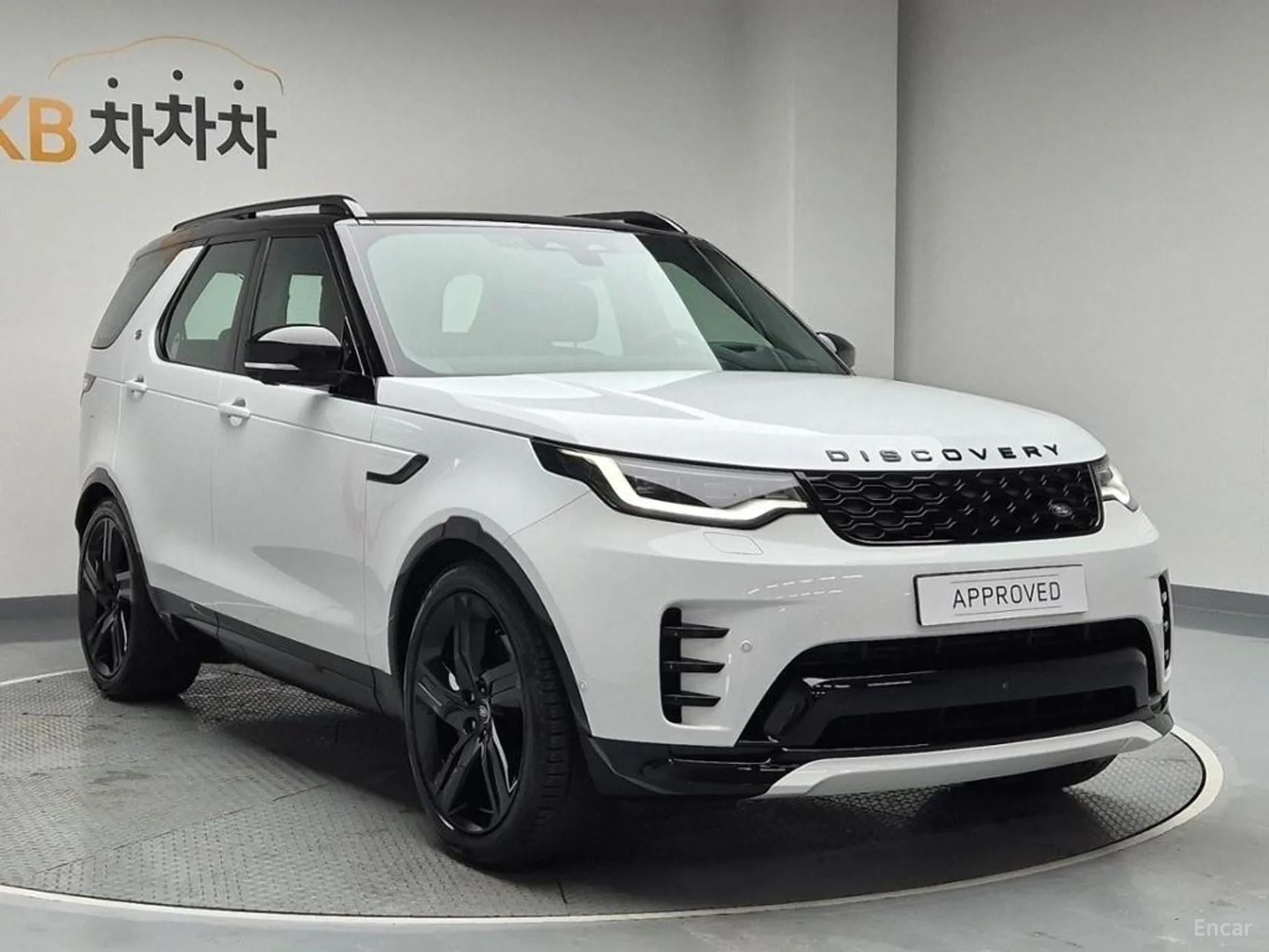 Land Rover Discovery 5 превью 3