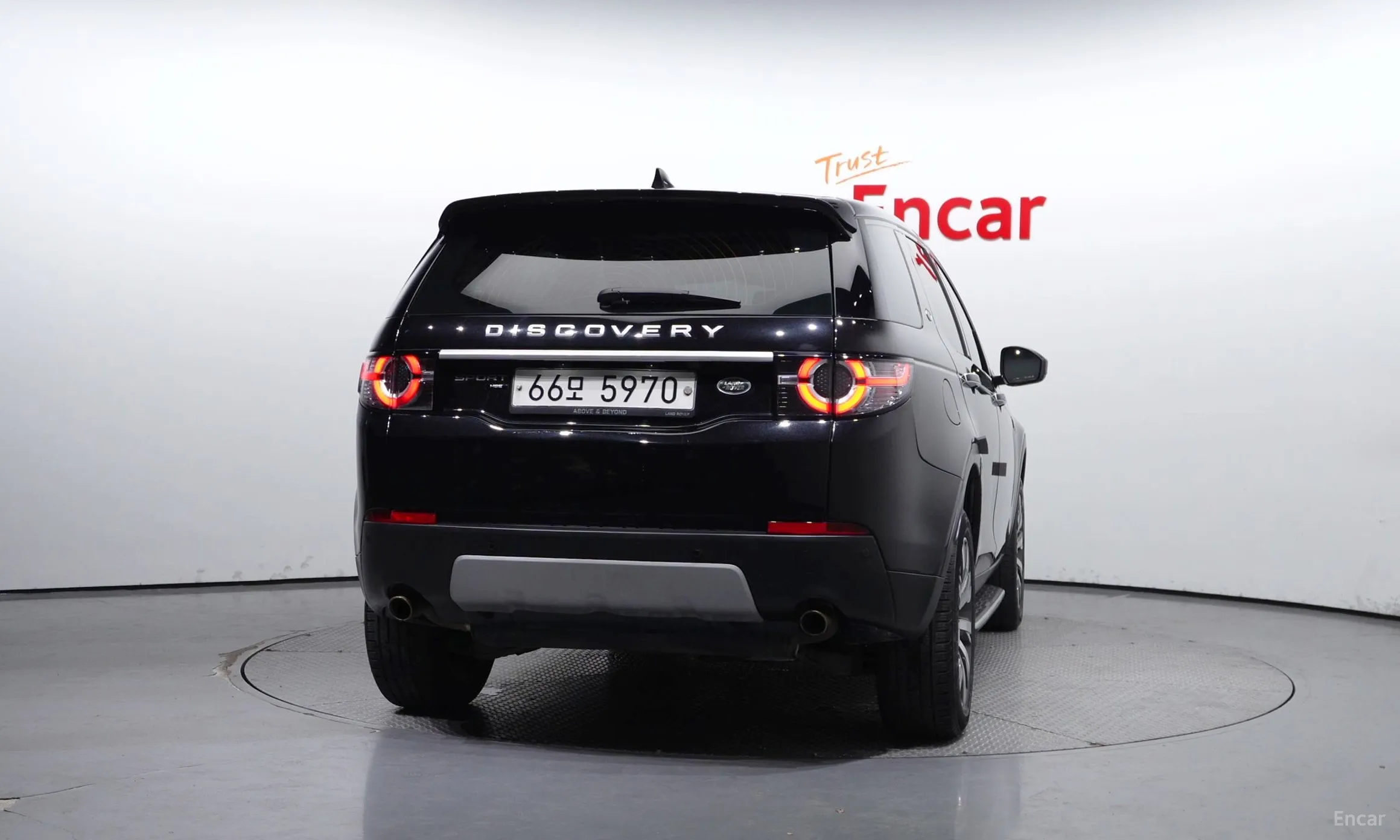 Land Rover Discovery Sports превью 3
