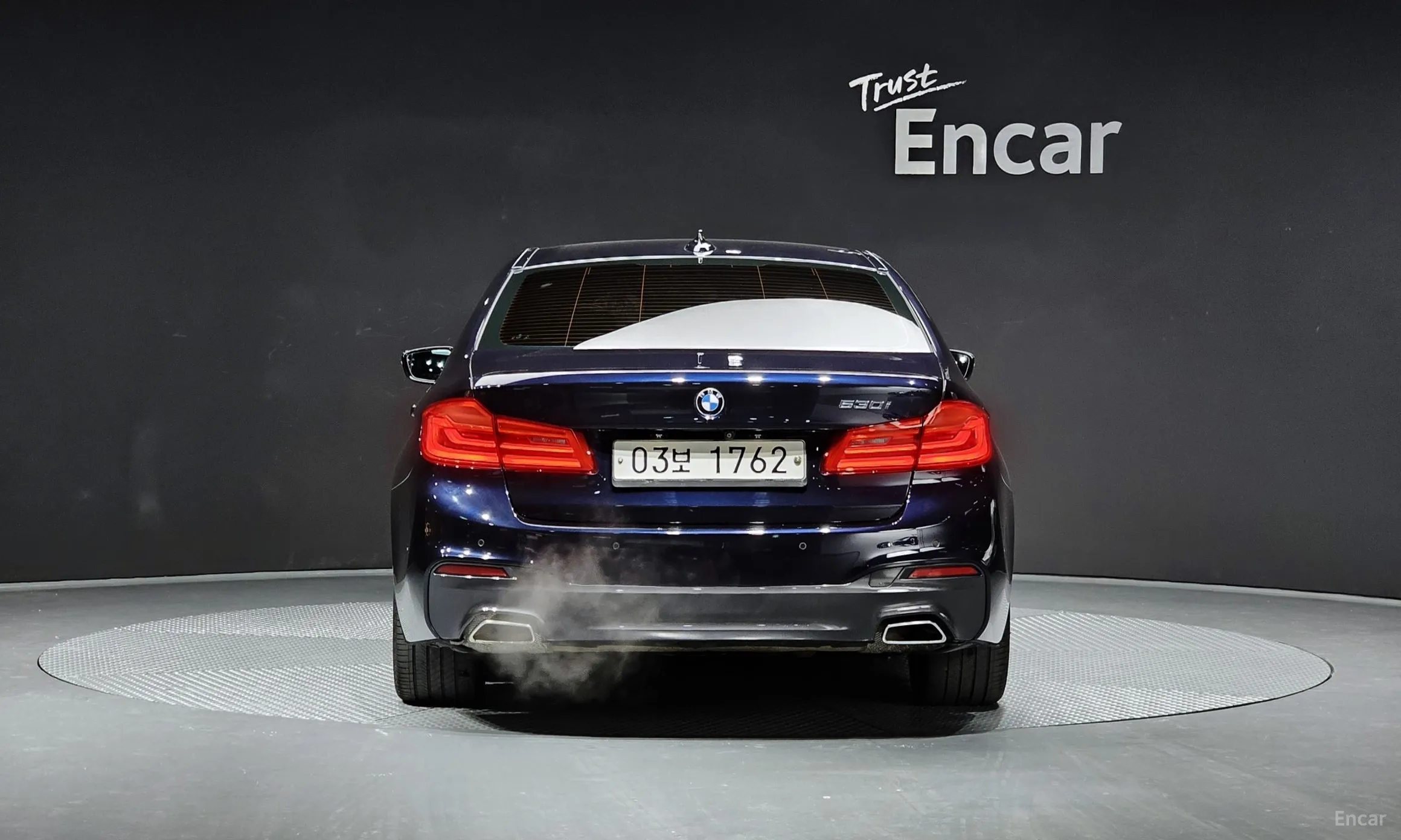 BMW 5 Series (G30) превью 3