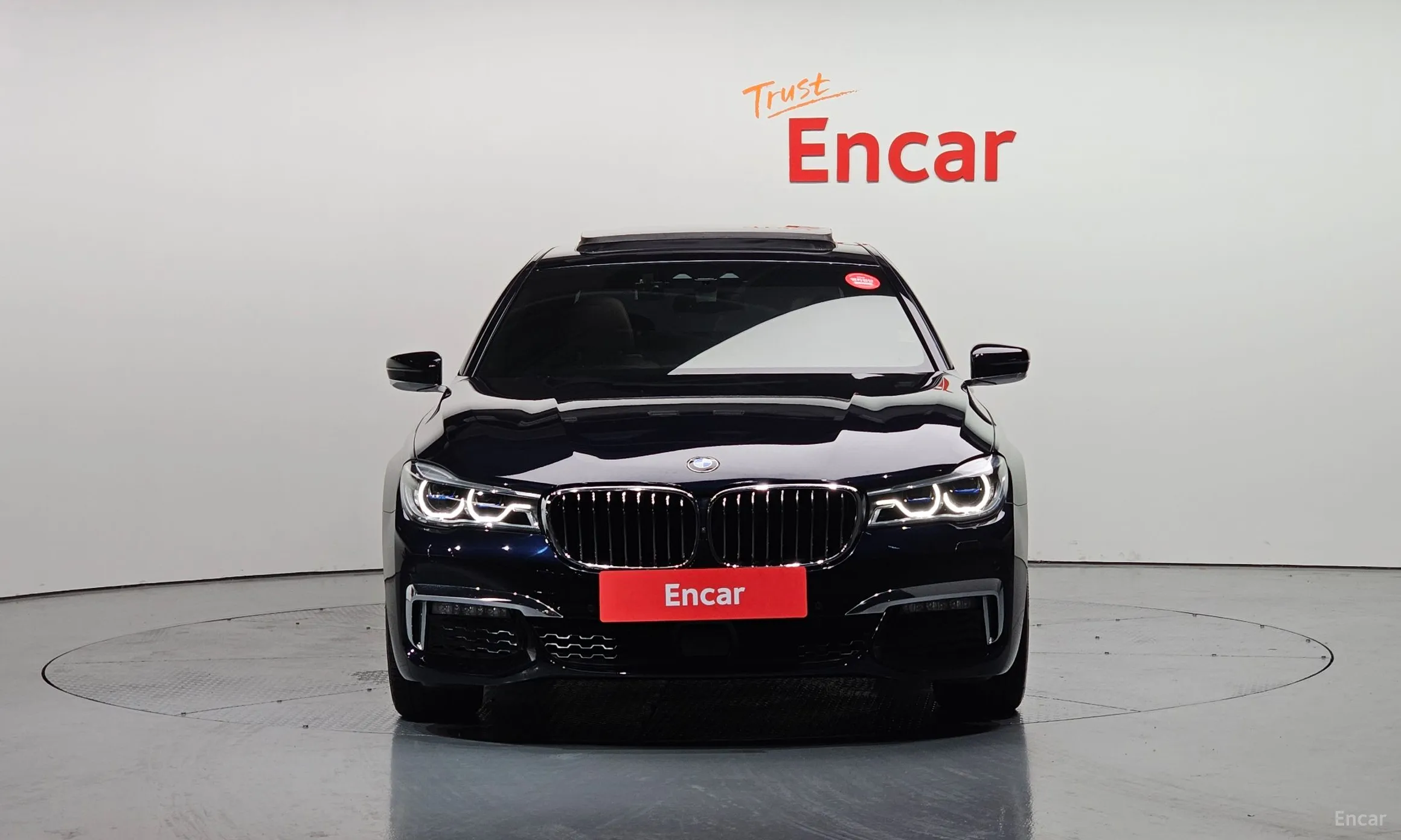 BMW 7 Series (G11) превью 2