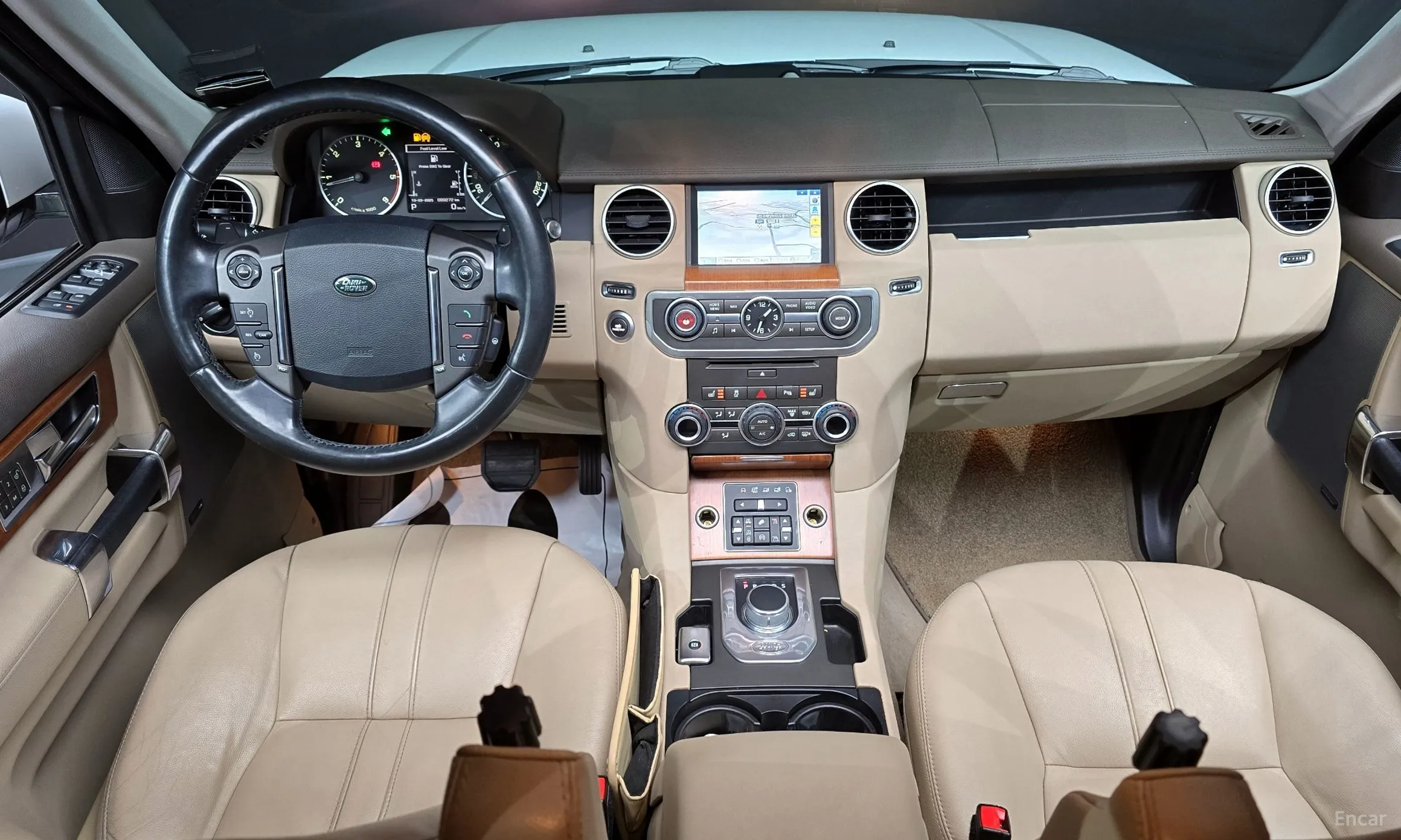 Land Rover Discovery 4 превью 4