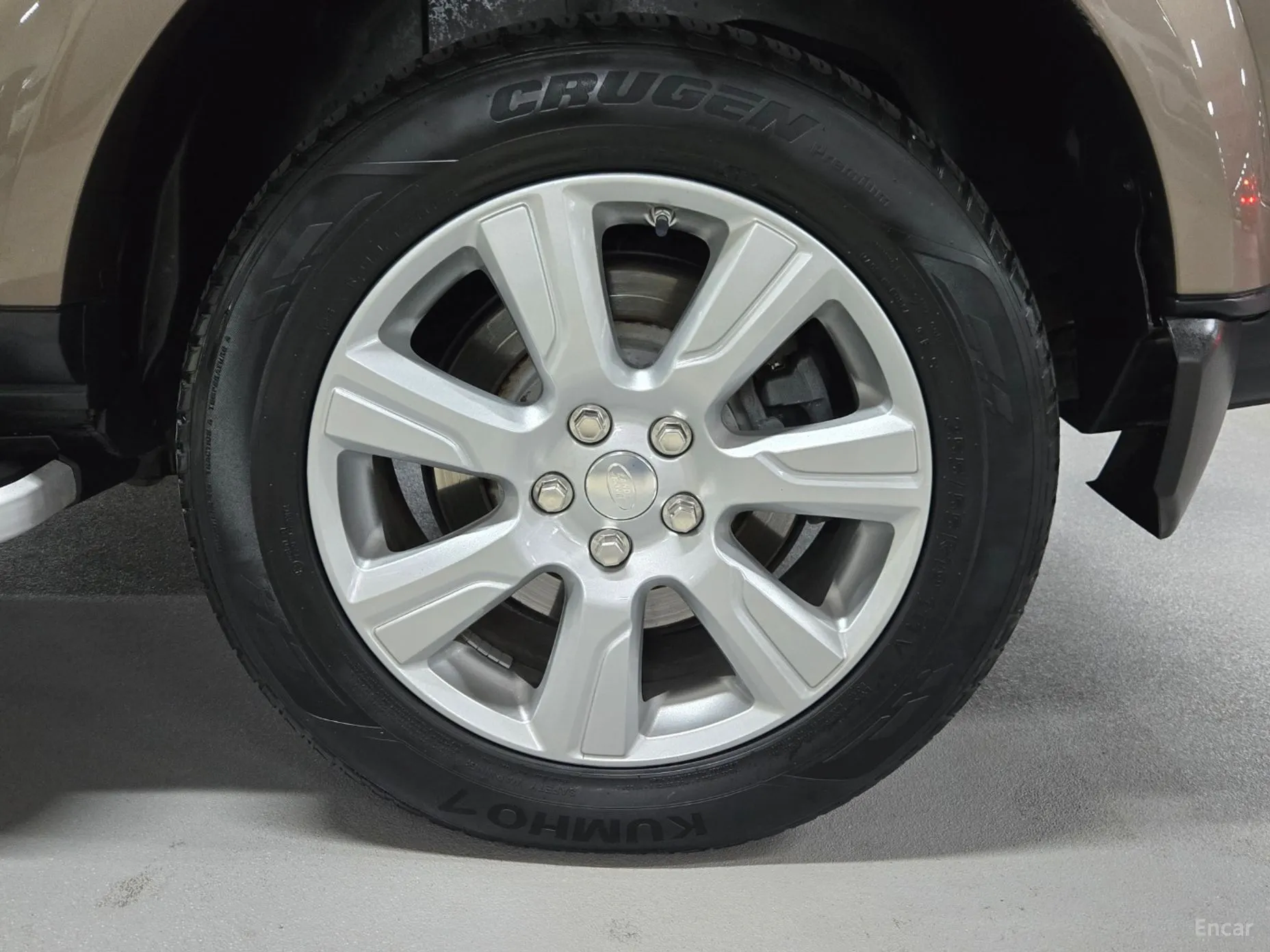 Land Rover Discovery 4 превью 4