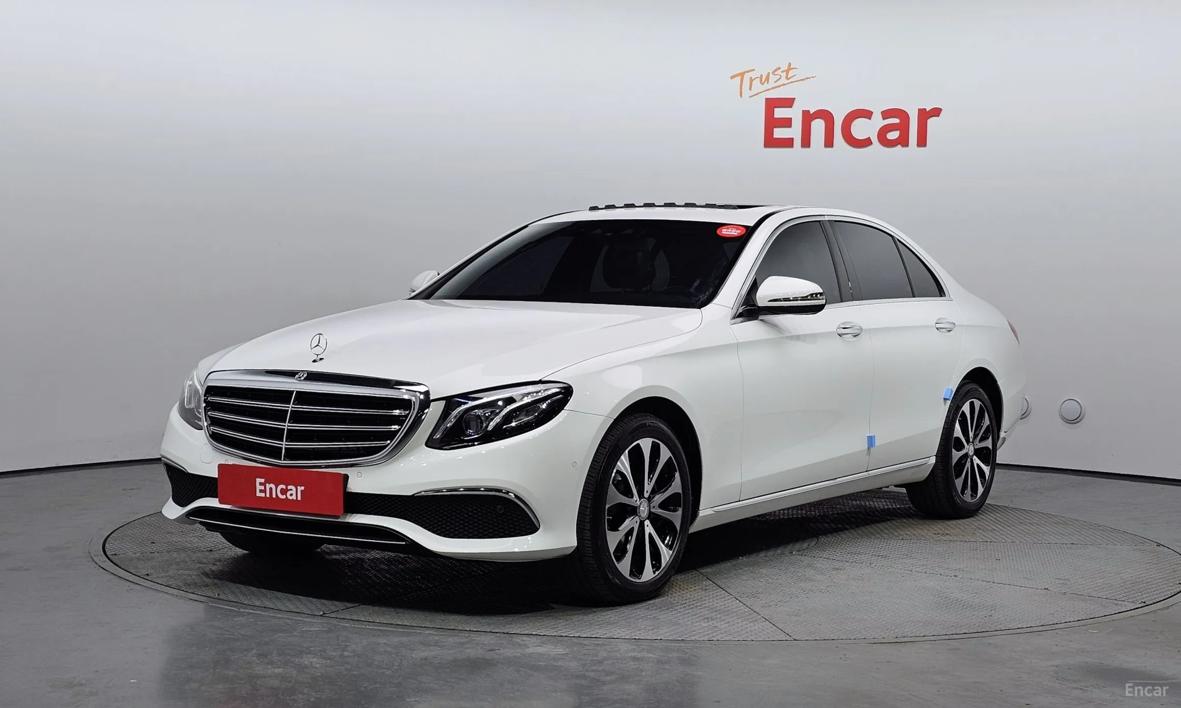 Mercedes Benz E-Class W213