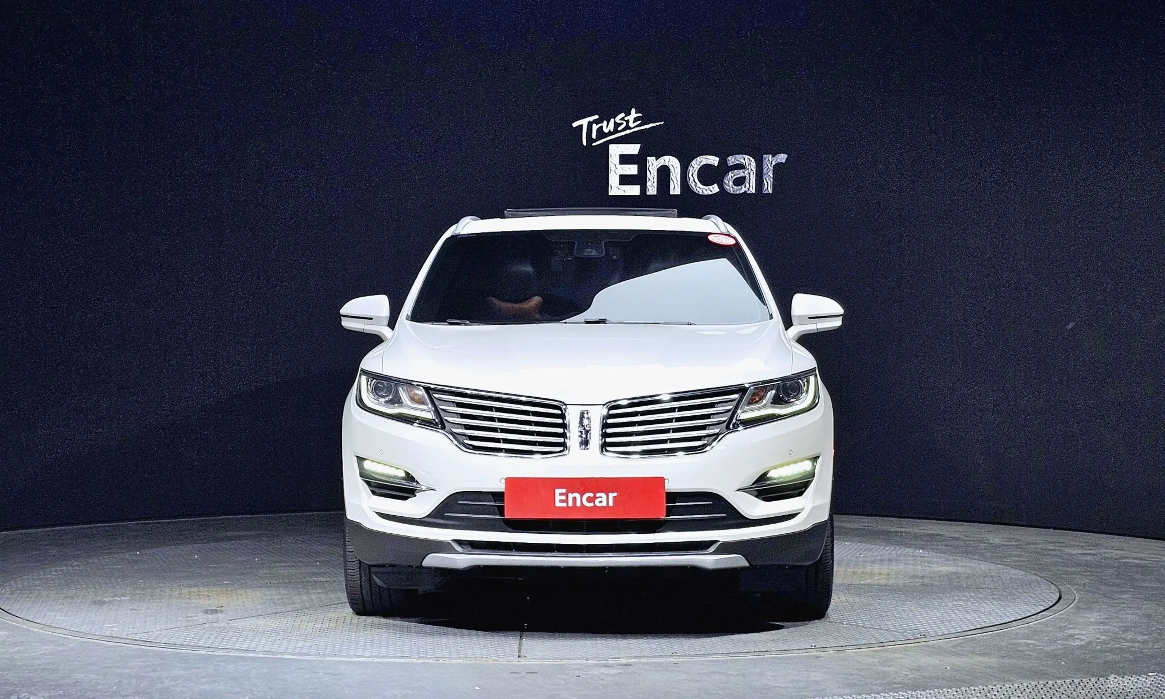Lincoln MKC превью 3