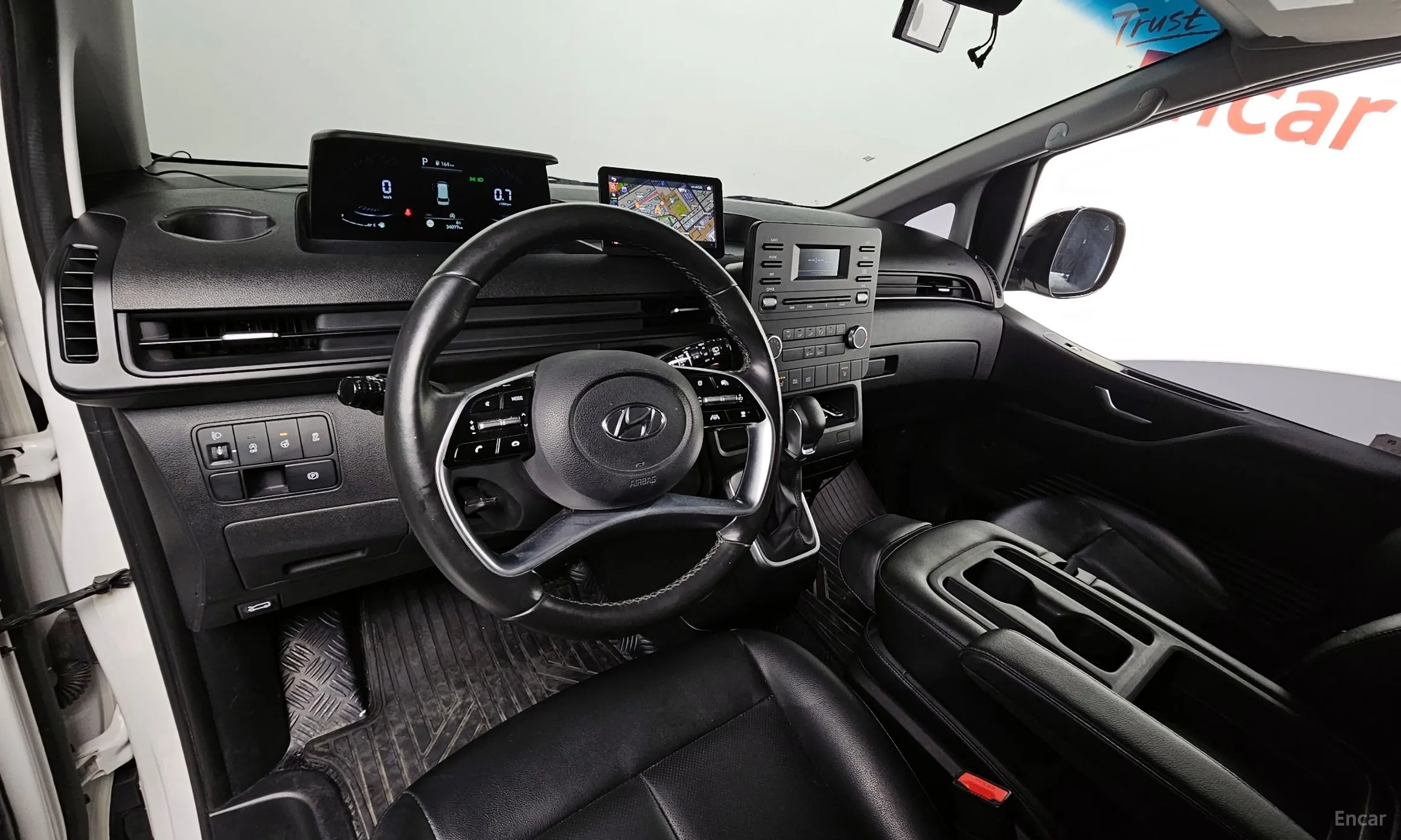 Hyundai Staria превью 4