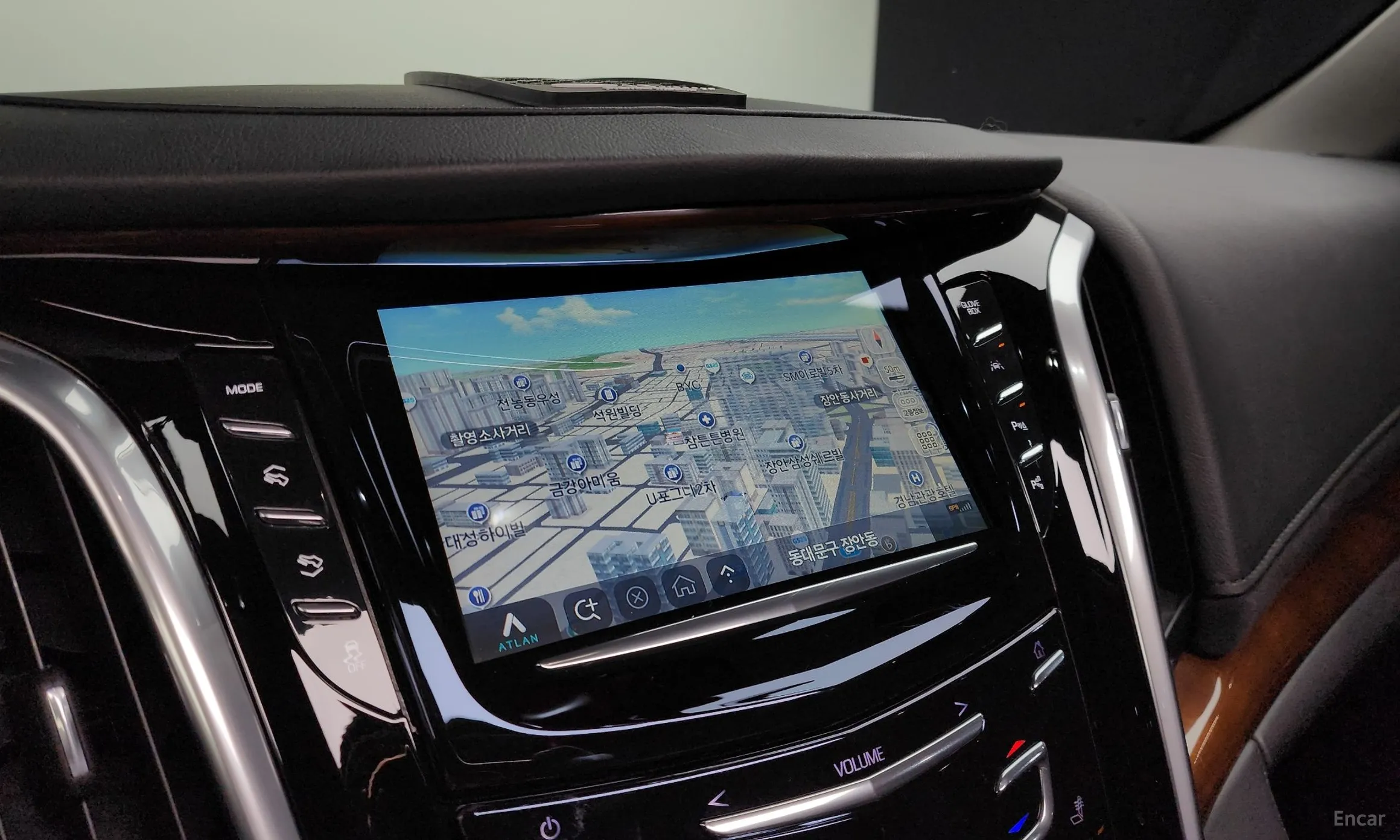 Cadillac Escalade превью 16