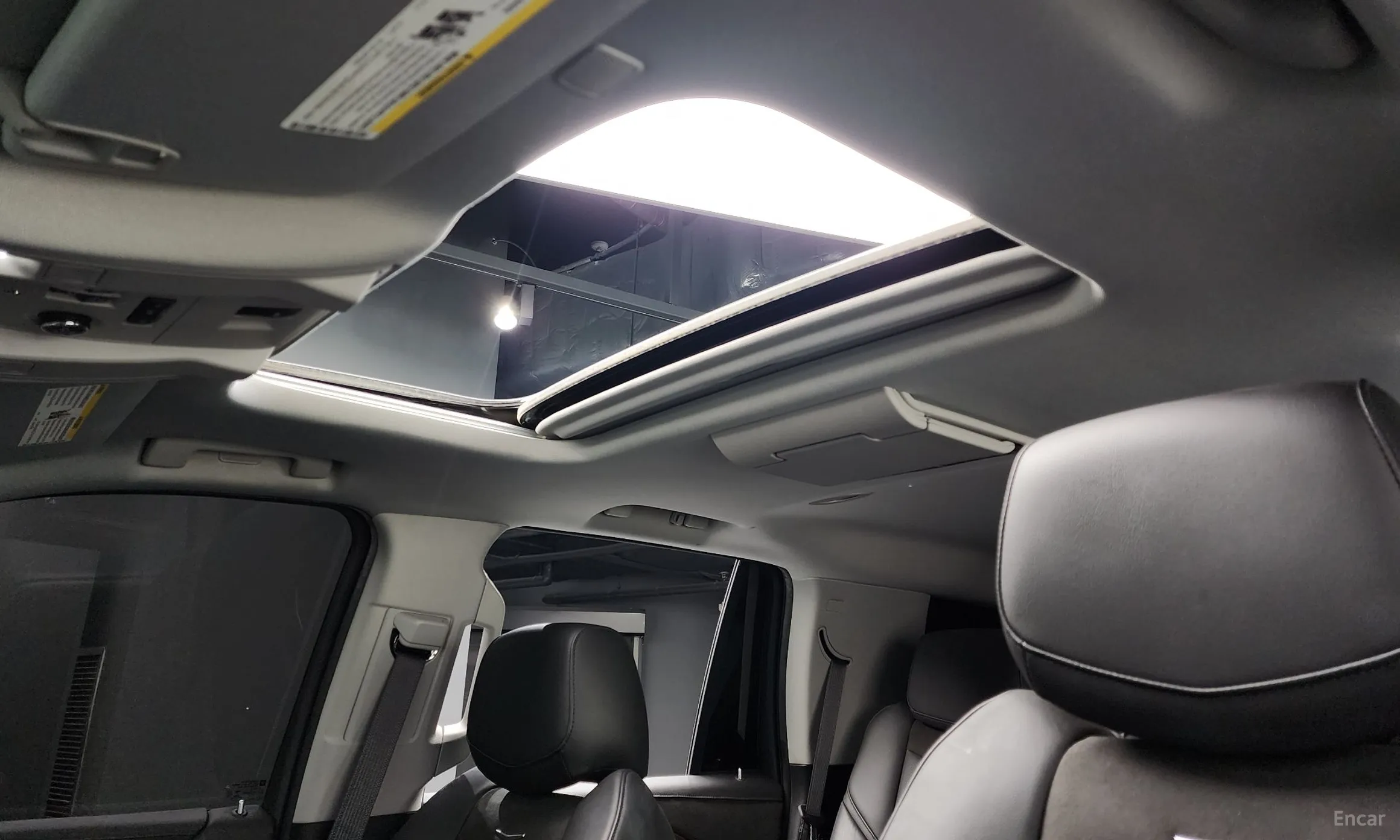 Cadillac Escalade превью 17