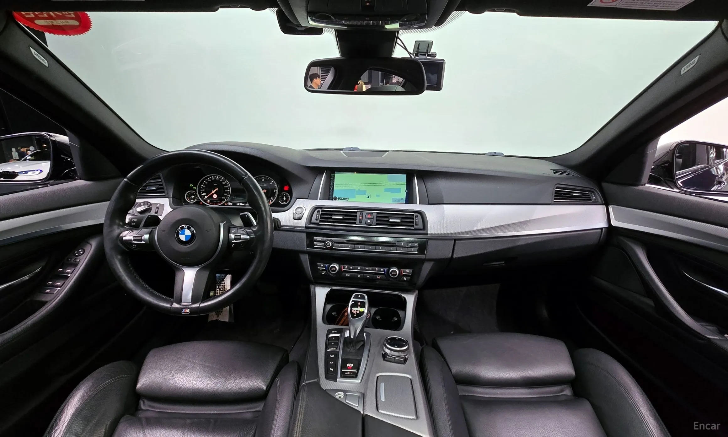BMW 5 Series (F10) превью 4