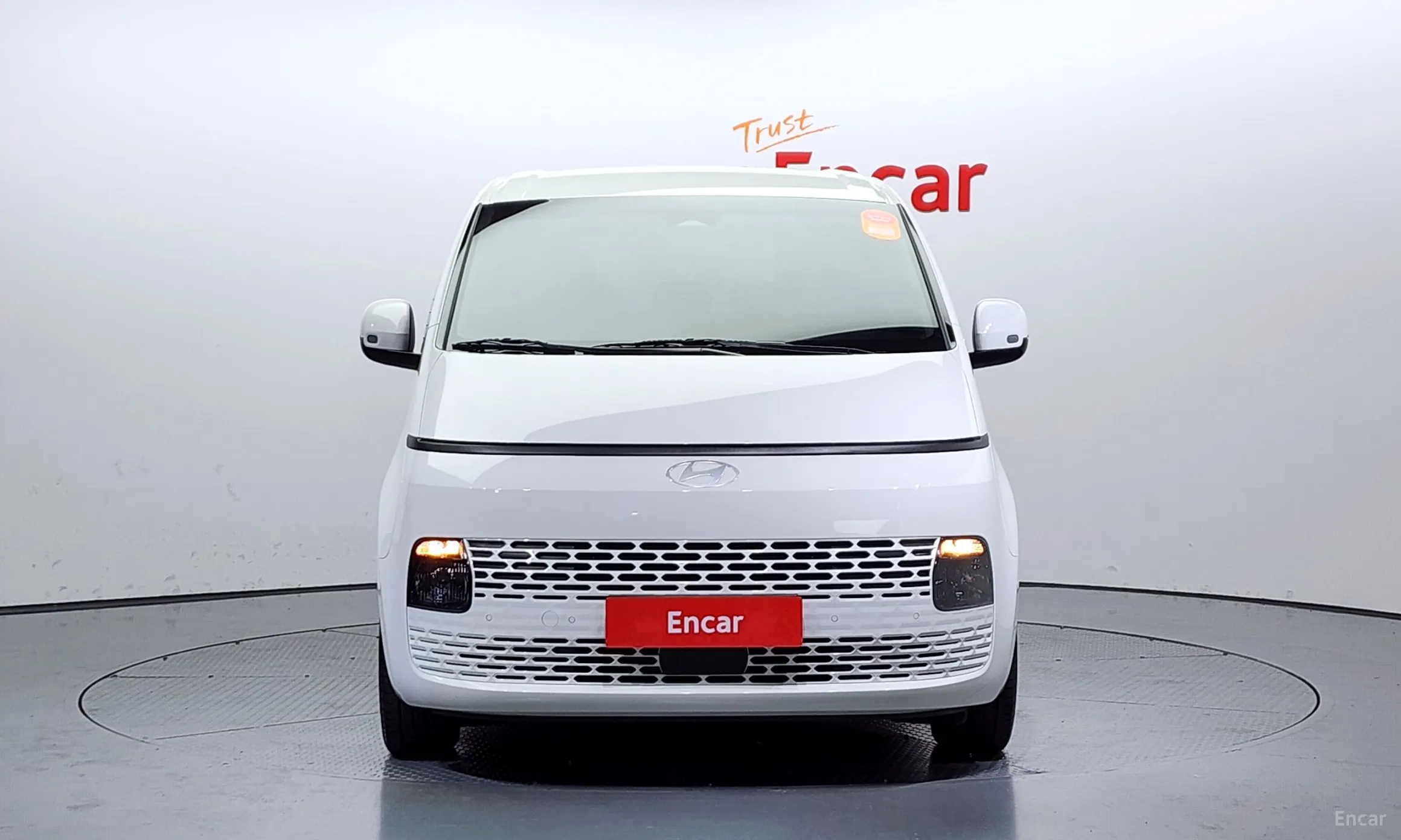 Hyundai Staria превью 2