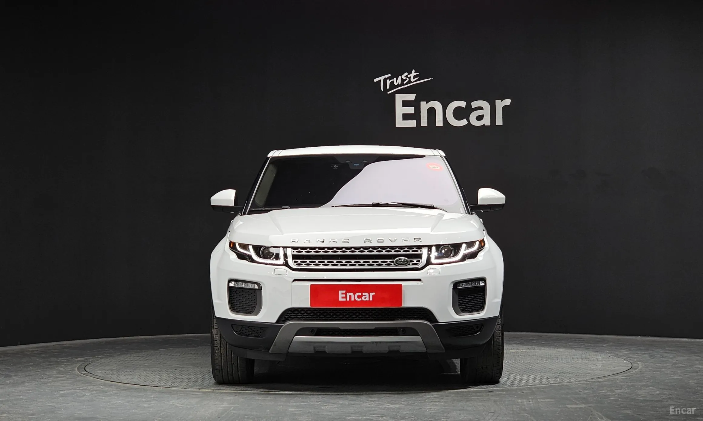 Land Rover Range Rover Evoque превью 2