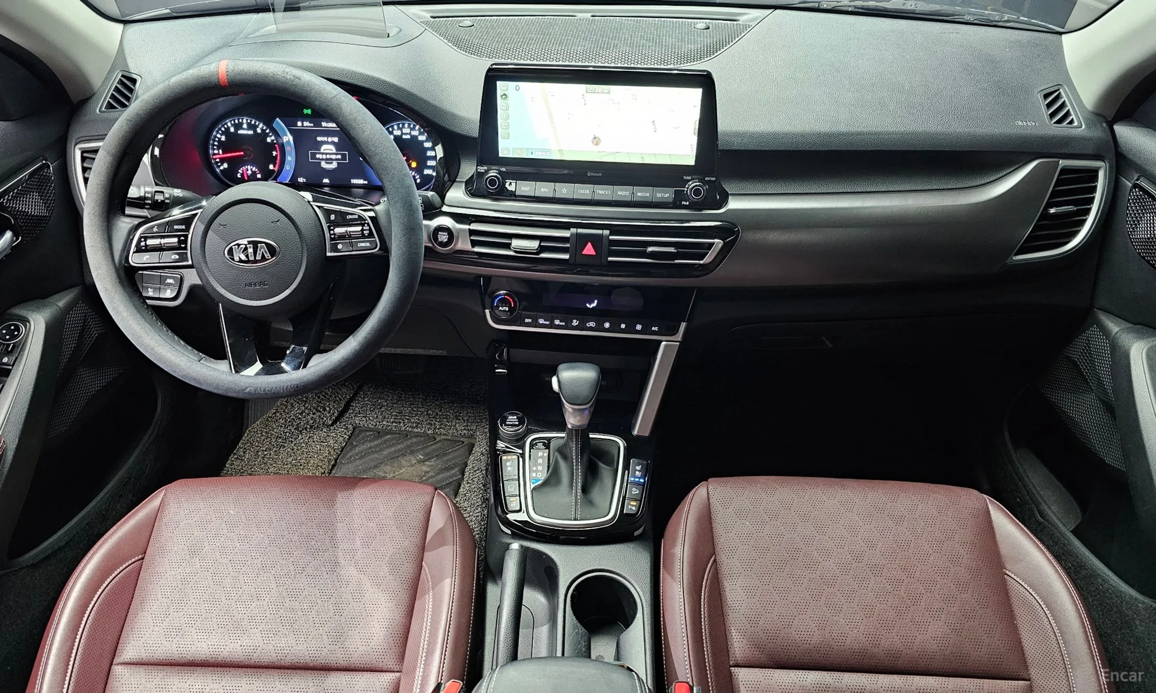 Kia Seltos превью 4