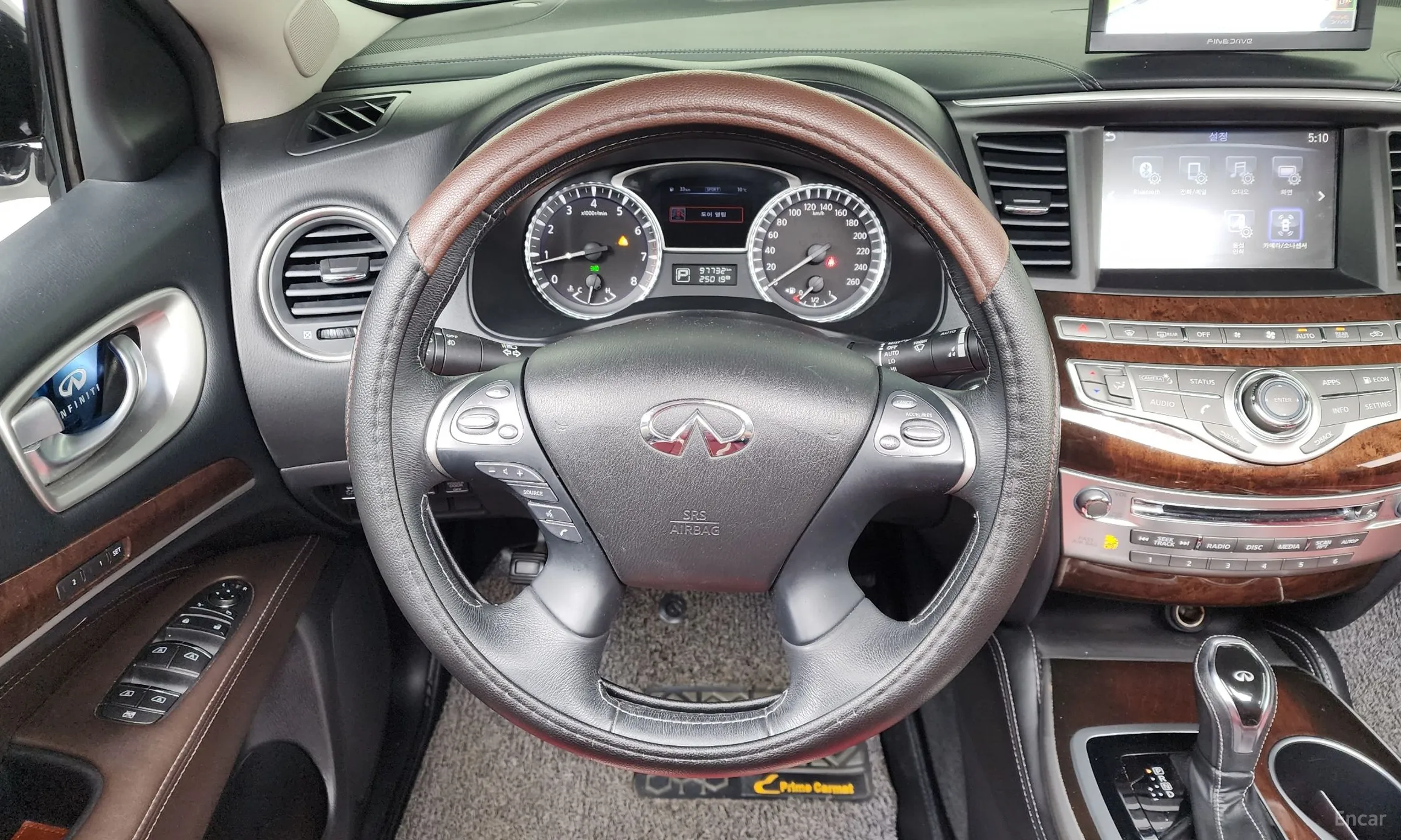 Infiniti QX60 превью 13