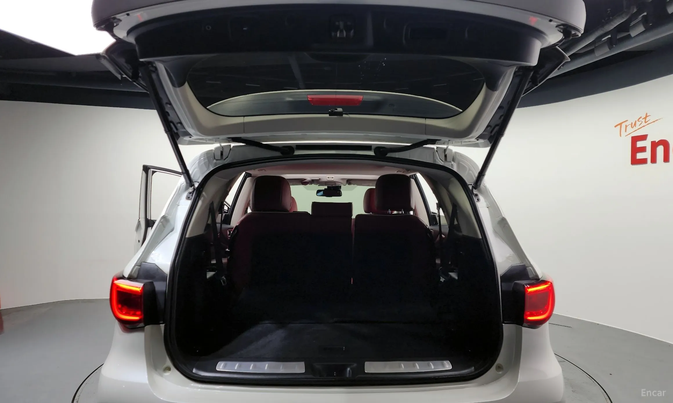 Infiniti QX60 превью 20