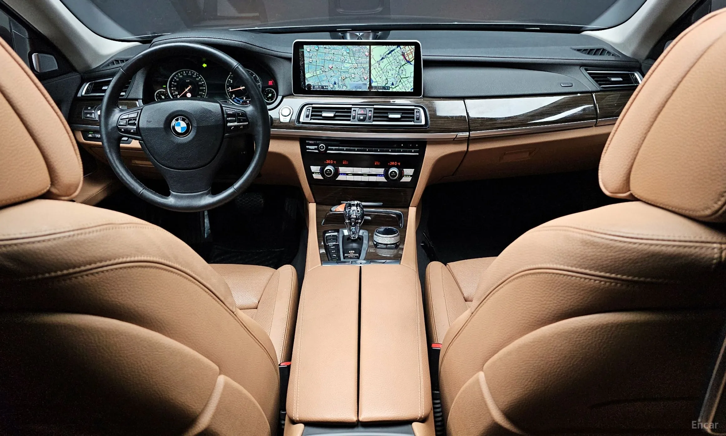 BMW 7 Series (F01) превью 4
