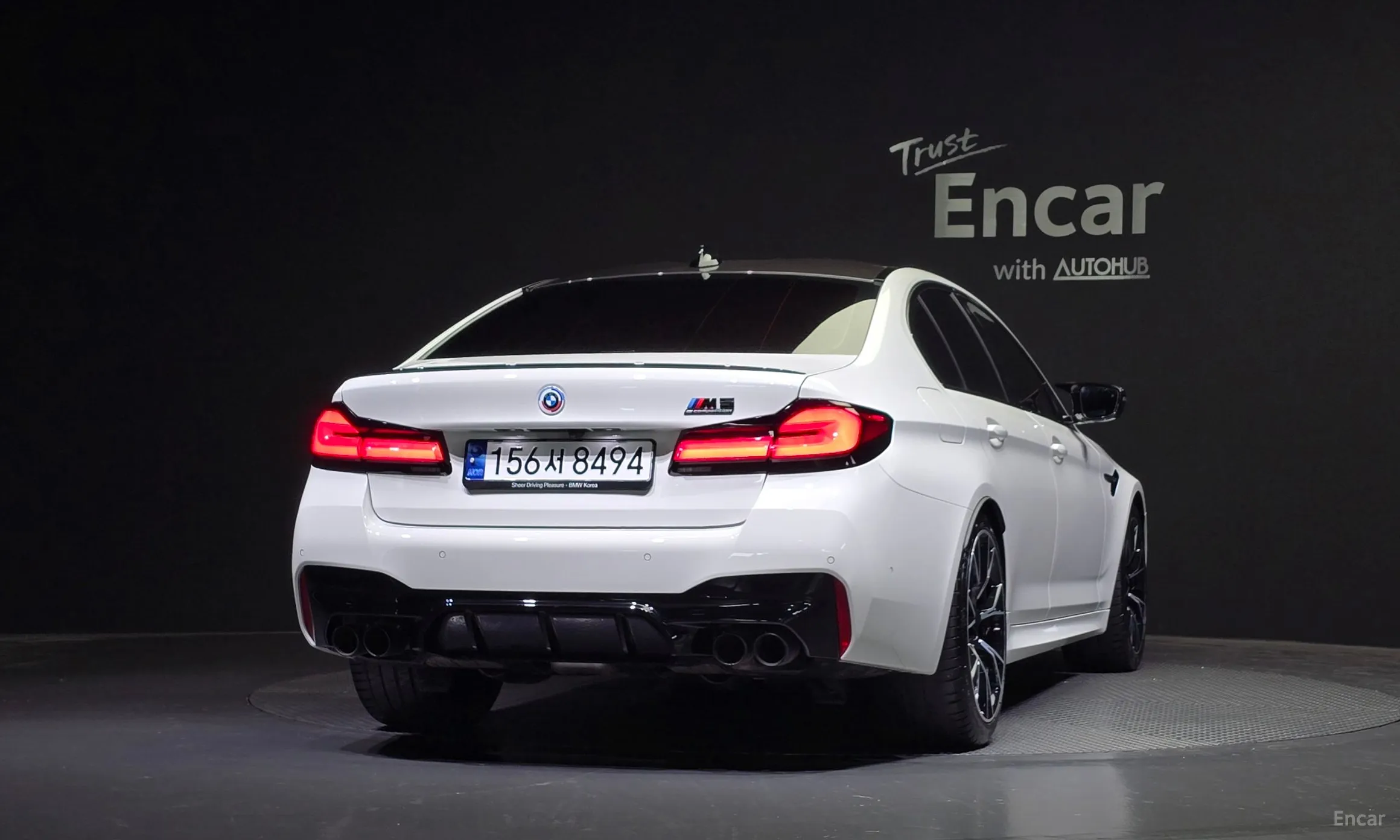 BMW M5 (F90) превью 3