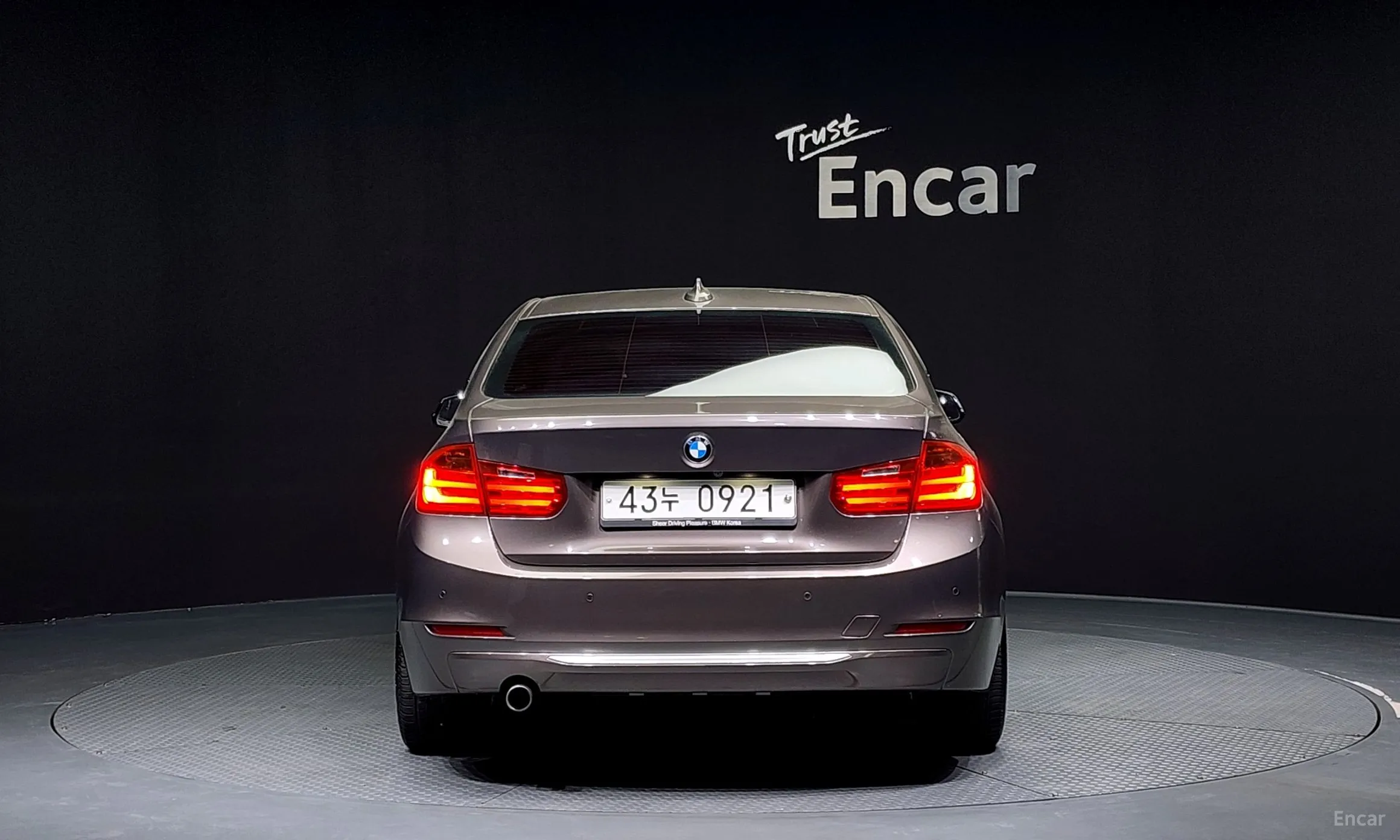 BMW 3 Series (F30) превью 3
