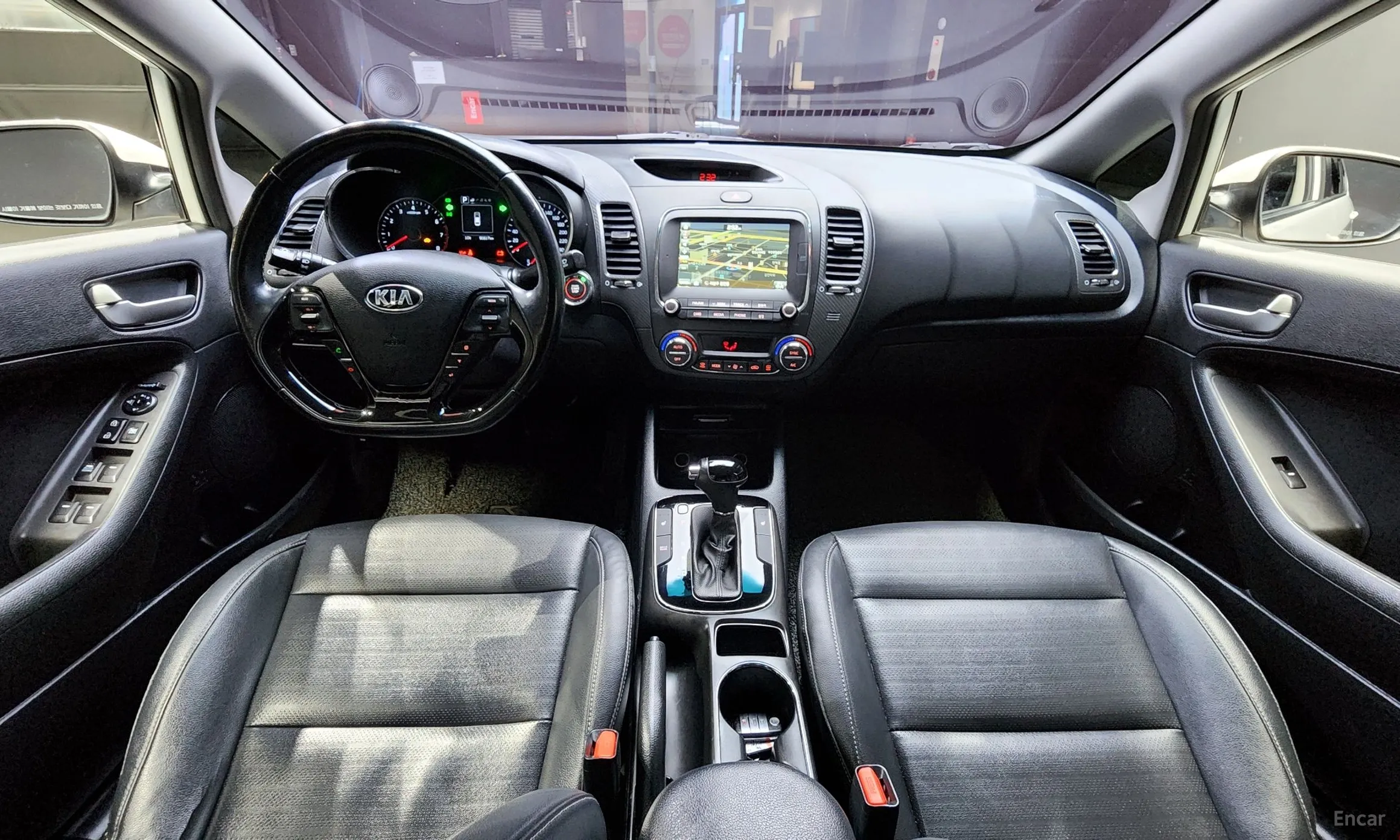 Kia K3 превью 4