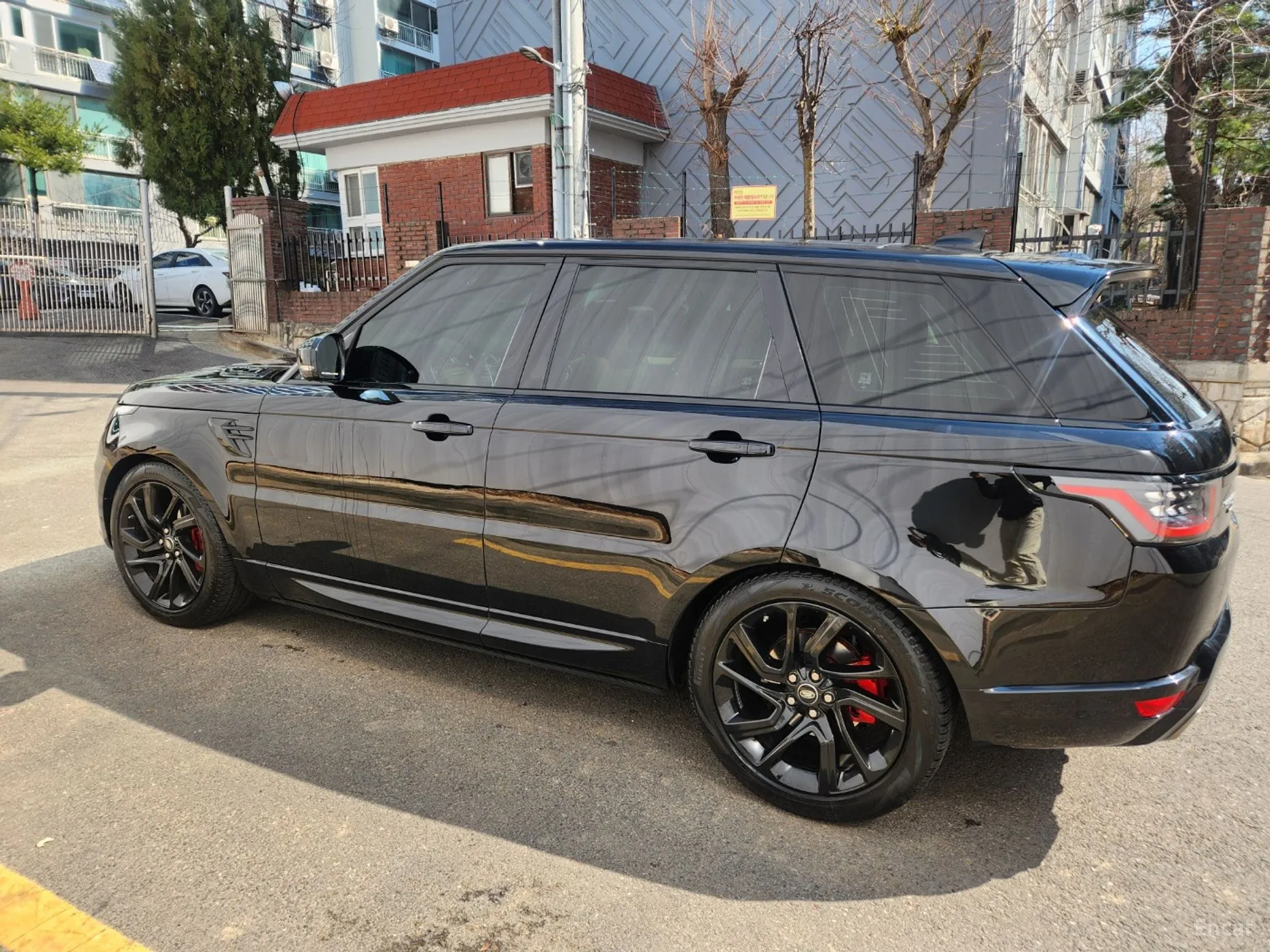 Land Rover Range Rover Sport 2nd Generation превью 3