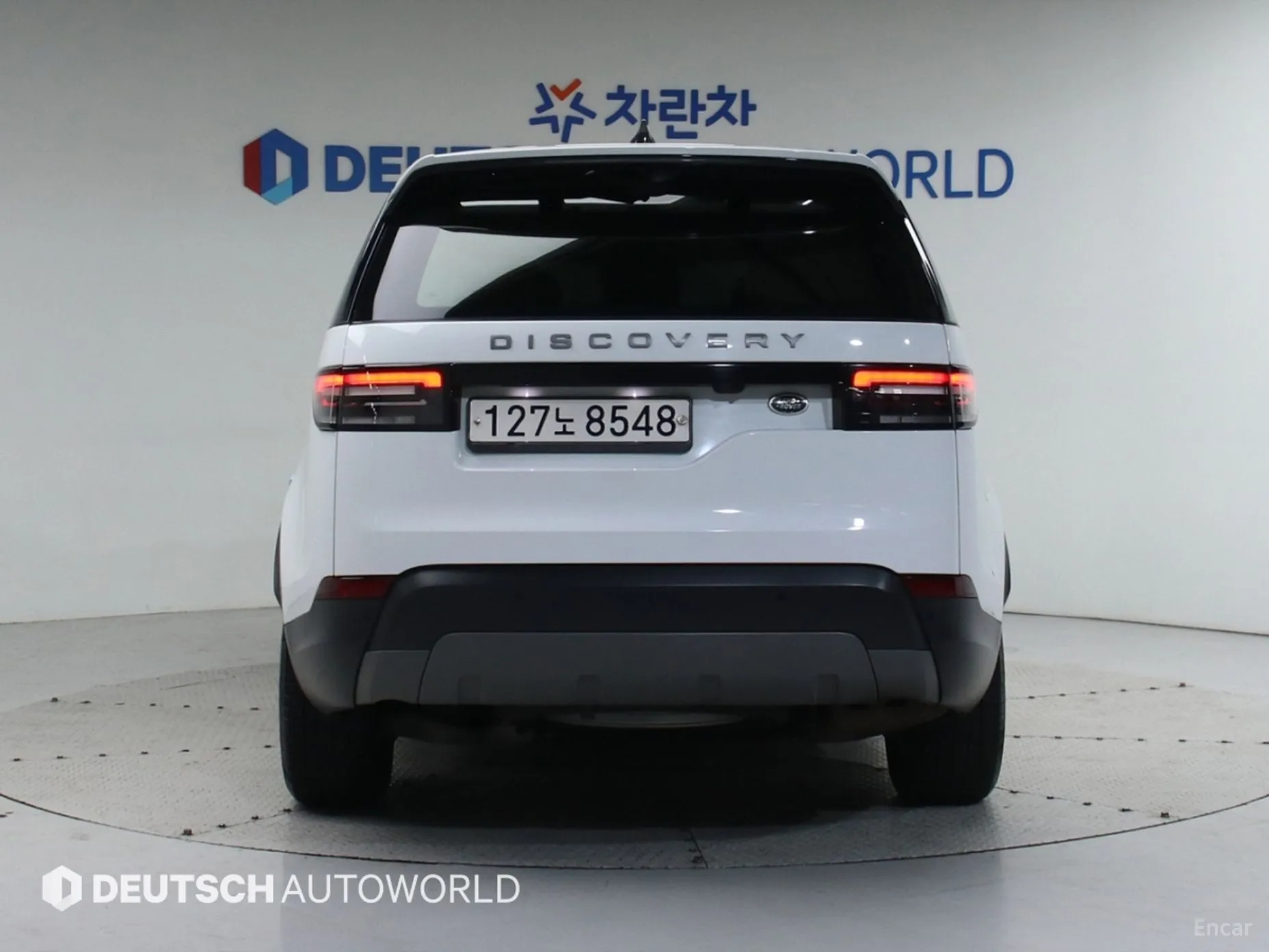 Land Rover Discovery 5 превью 3
