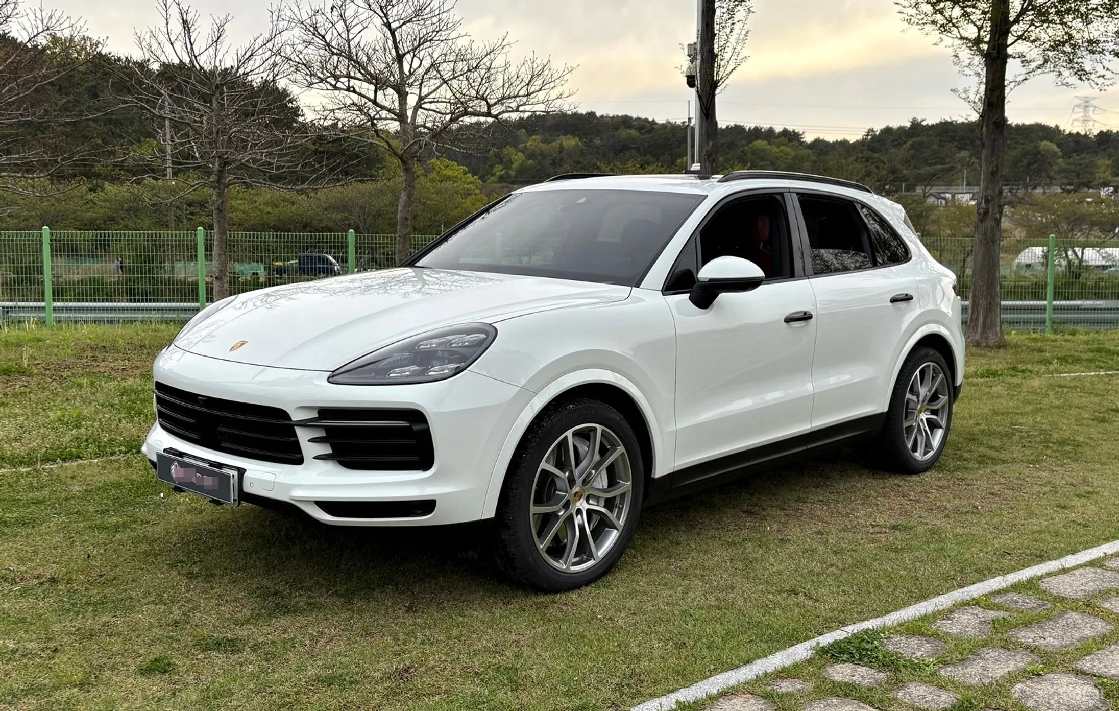 Porsche Cayenne (PO536) превью 3