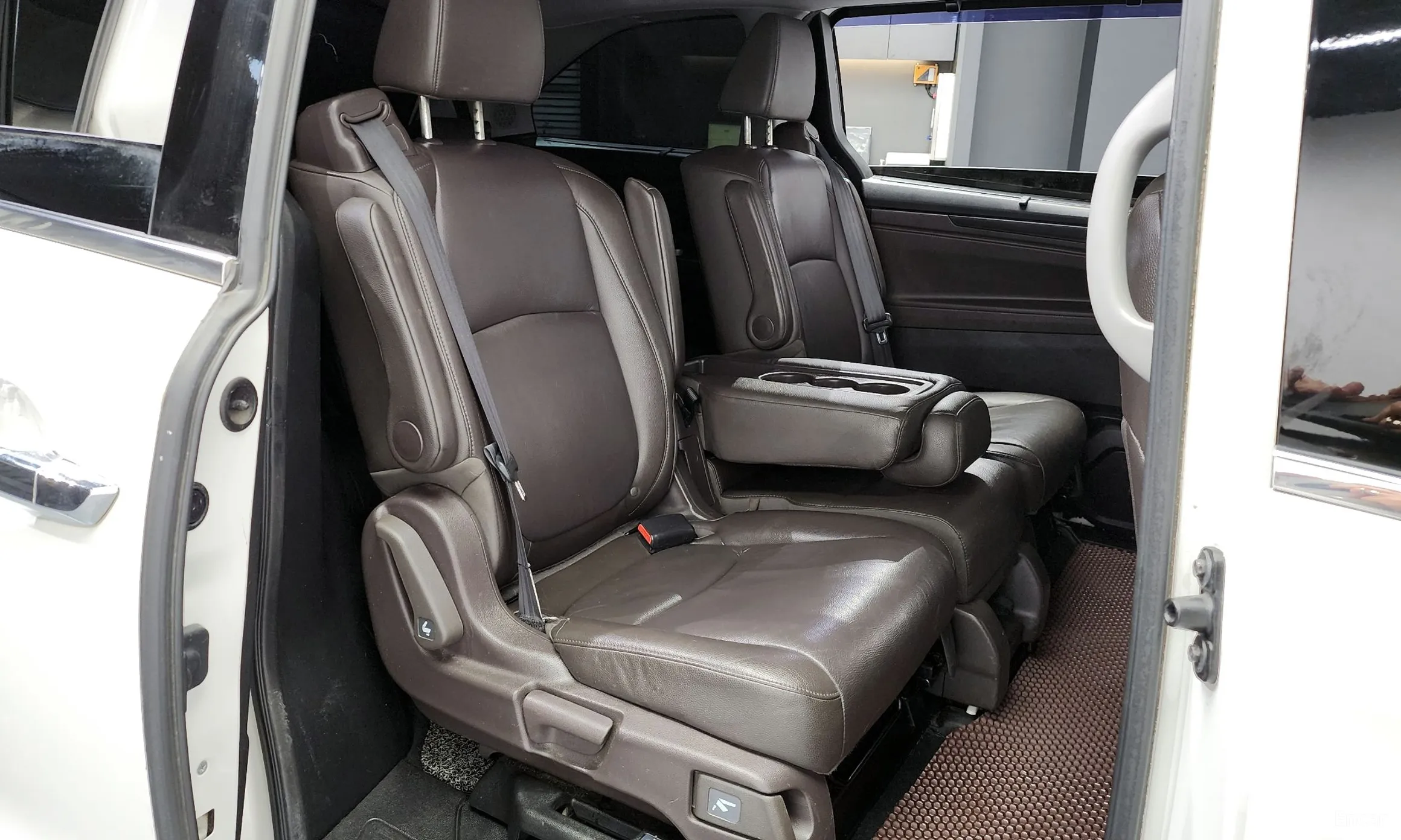 Honda Odyssey превью 12