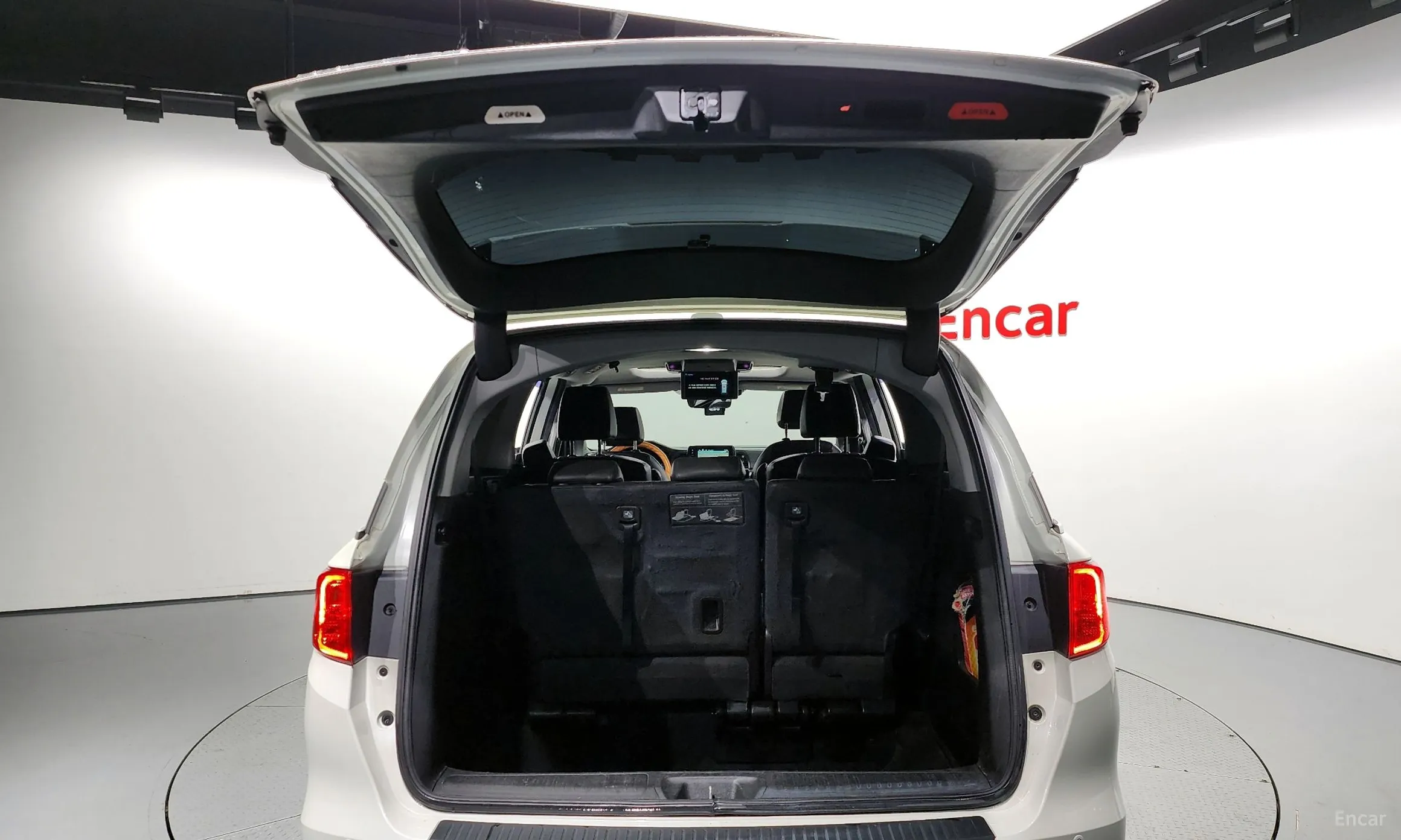 Honda Odyssey превью 20