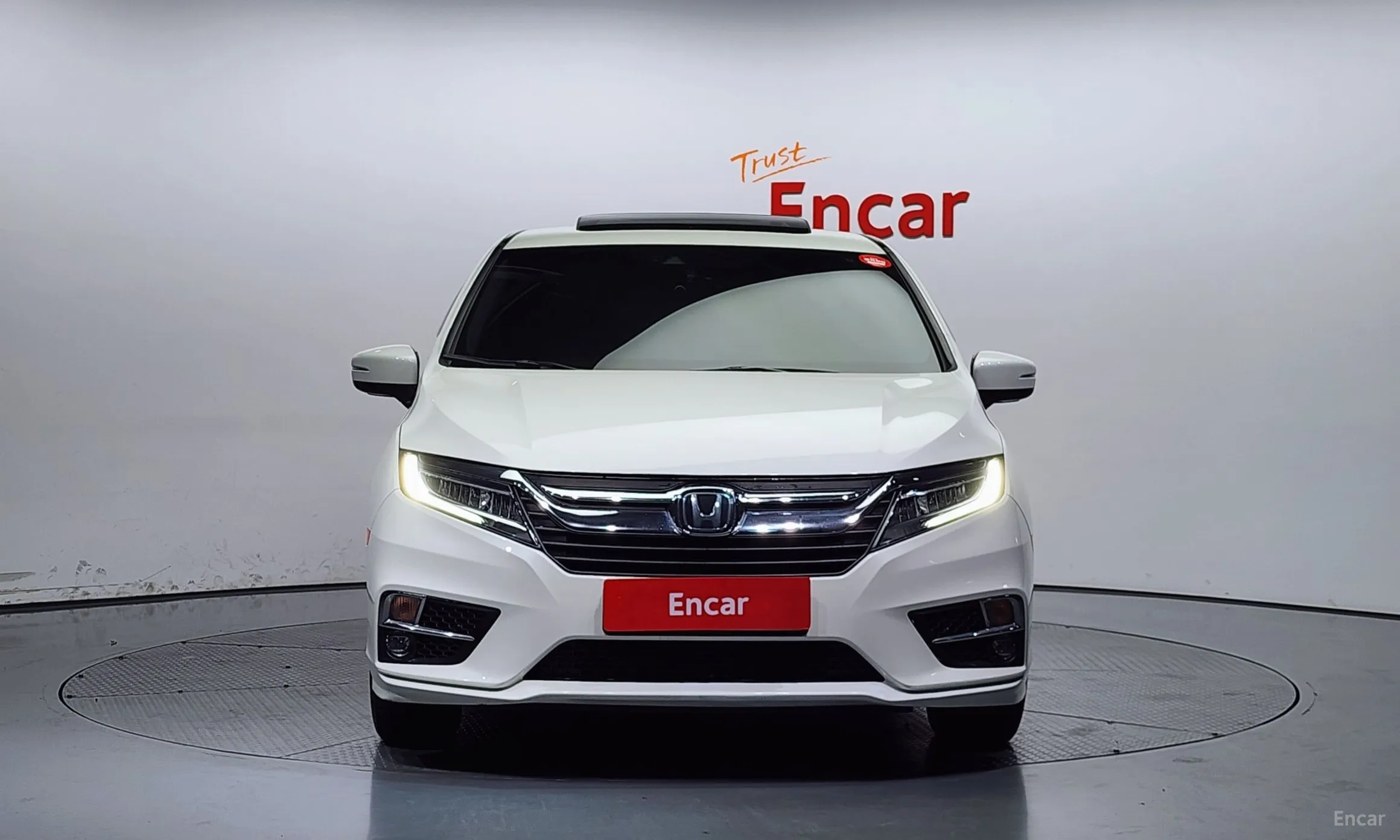 Honda Odyssey превью 3