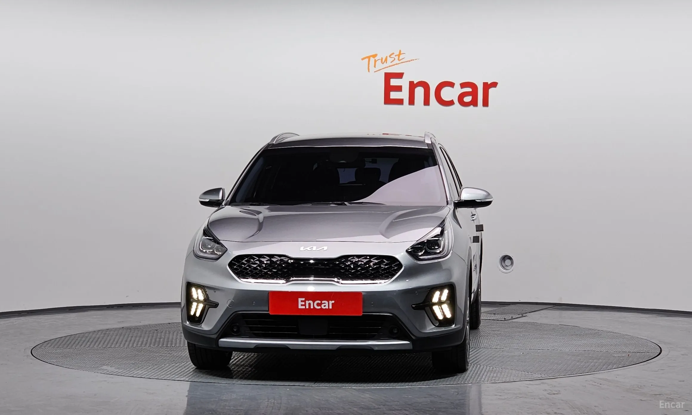 Kia Niro превью 2