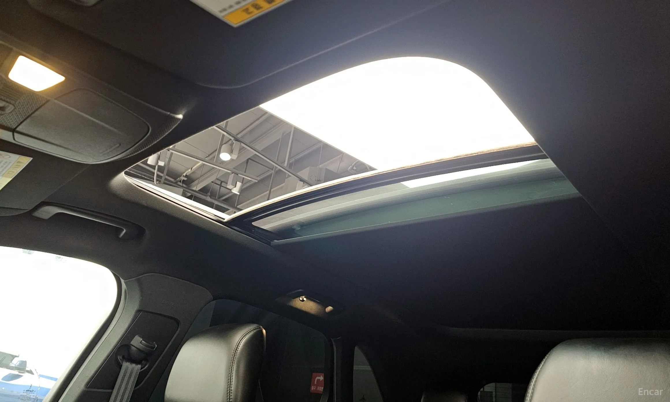 Lincoln MKC превью 19