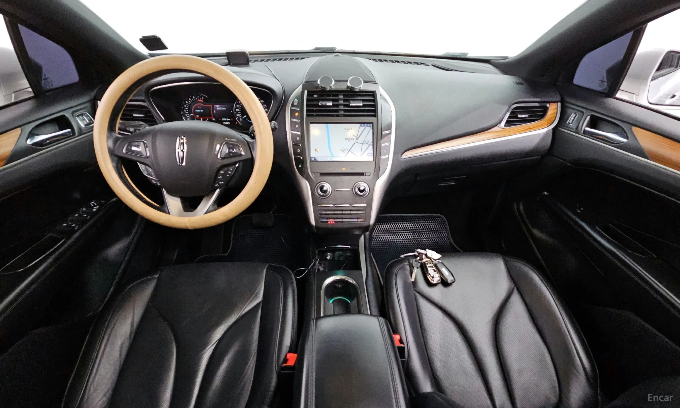 Lincoln MKC превью 7