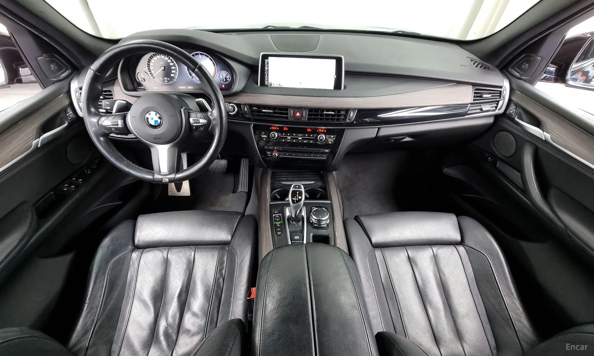BMW X5 (F15) превью 4