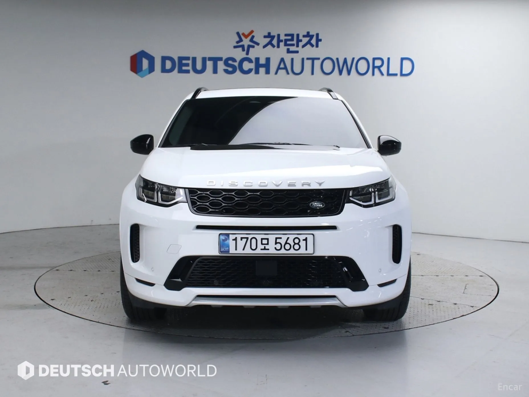 Land Rover Discovery Sports превью 2