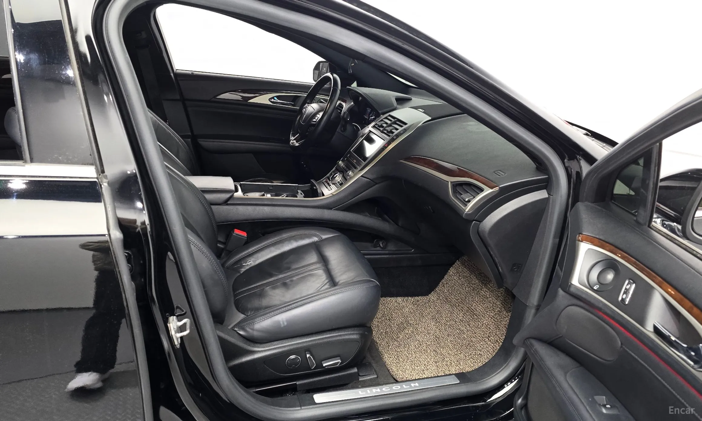 Lincoln New MKZ превью 11