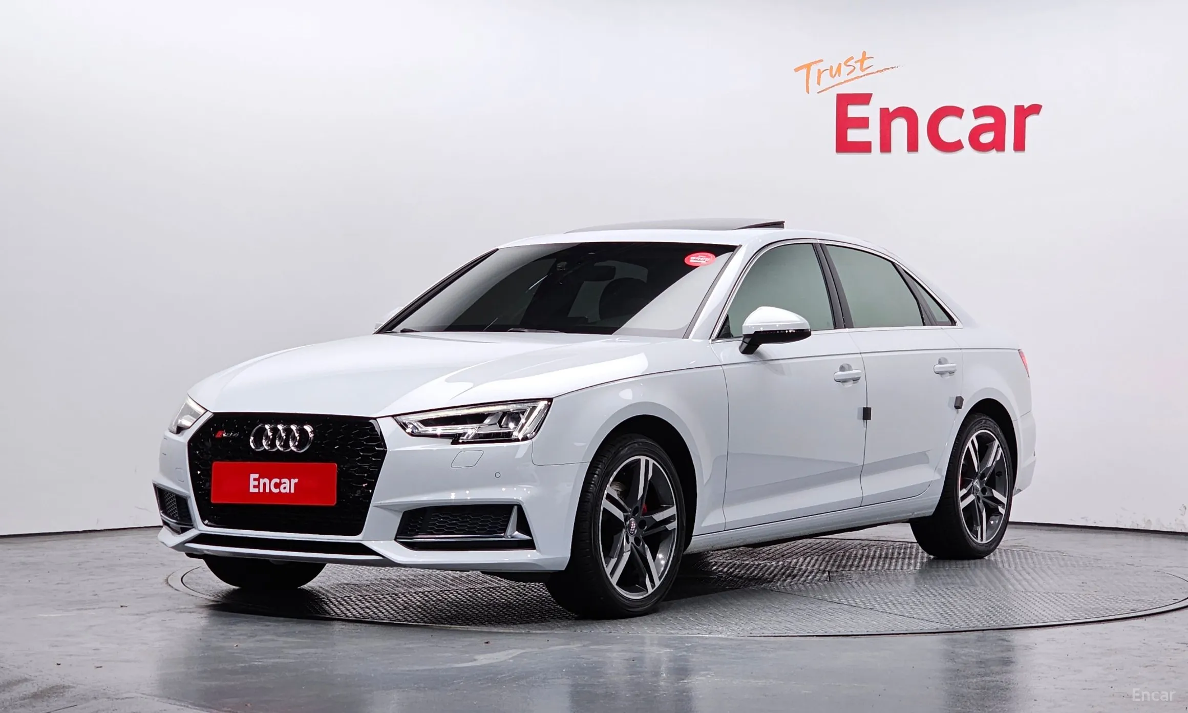 Audi A4 (B9)