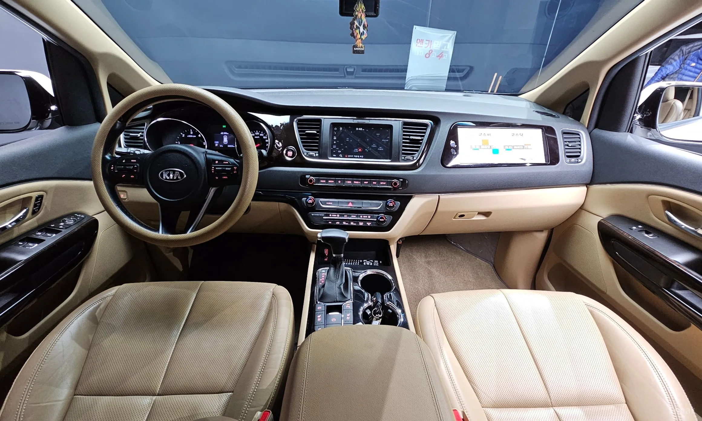 Kia Carnival превью 4