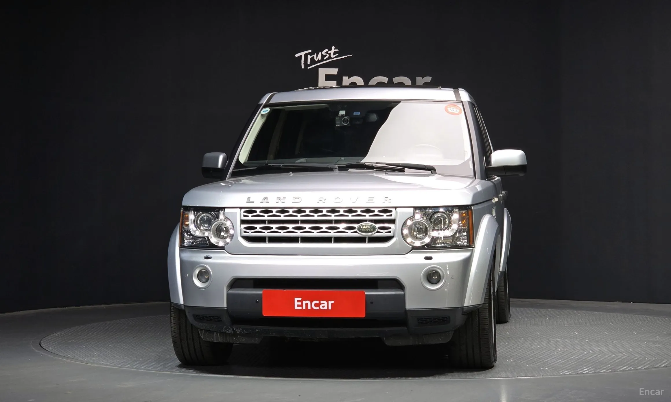 Land Rover Discovery 4 превью 2