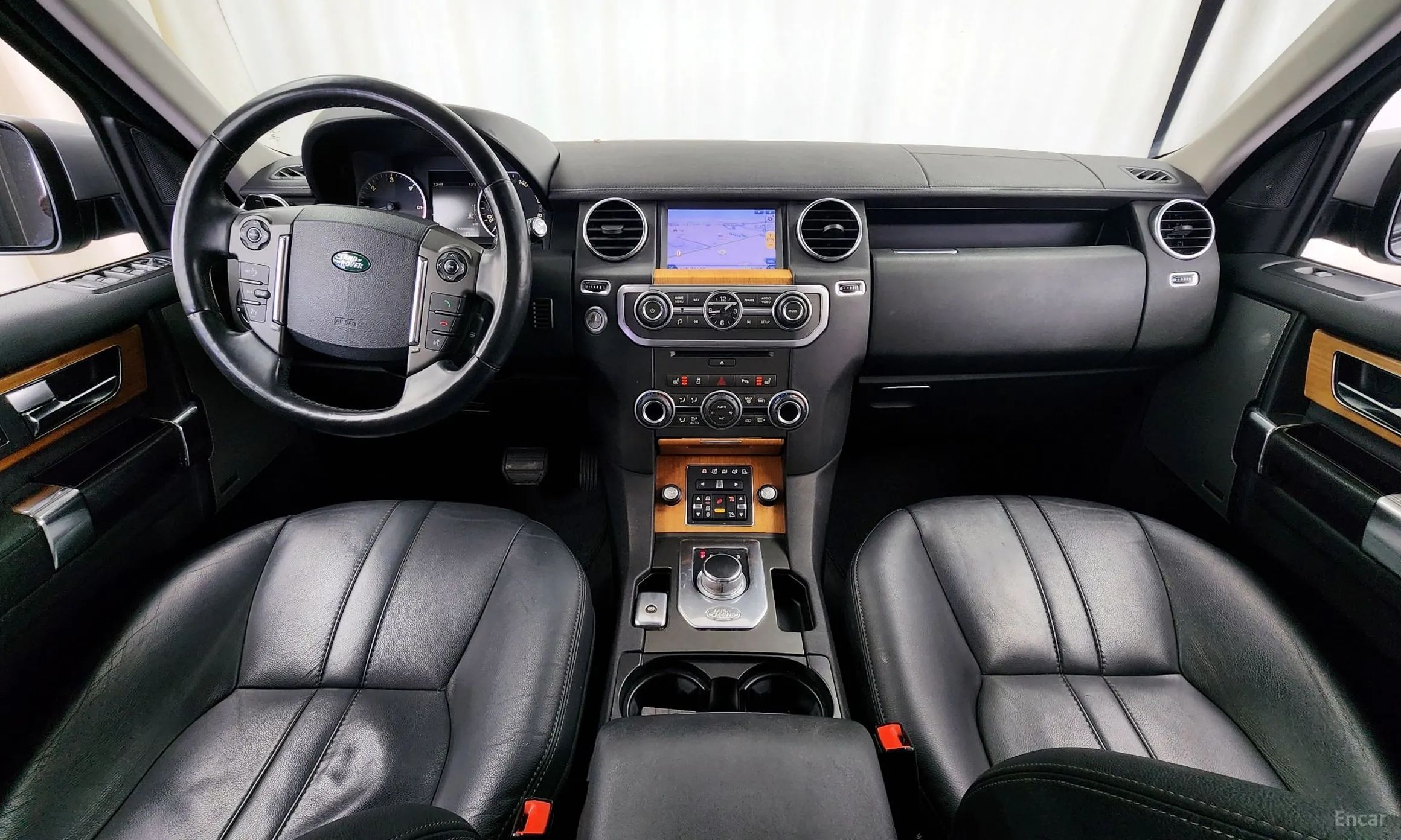 Land Rover Discovery 4 превью 4